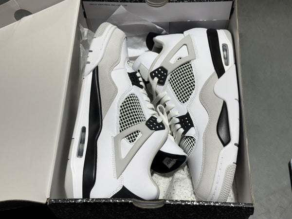 Air Jordan 4 Retro - Military Black Size 13