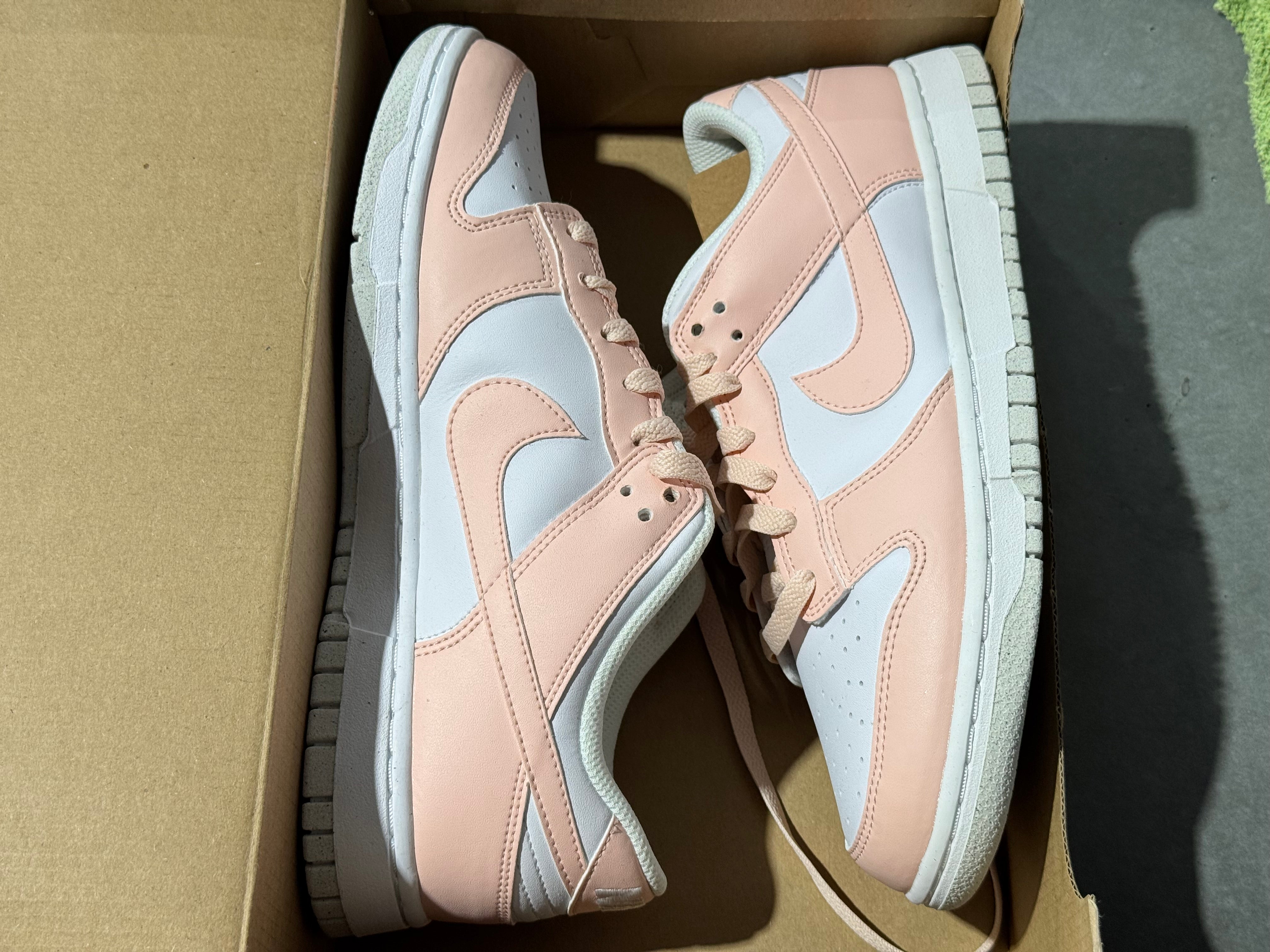 WMNS Nike Dunk Low Next Nature - Pale Coral Size 10W/8.5M