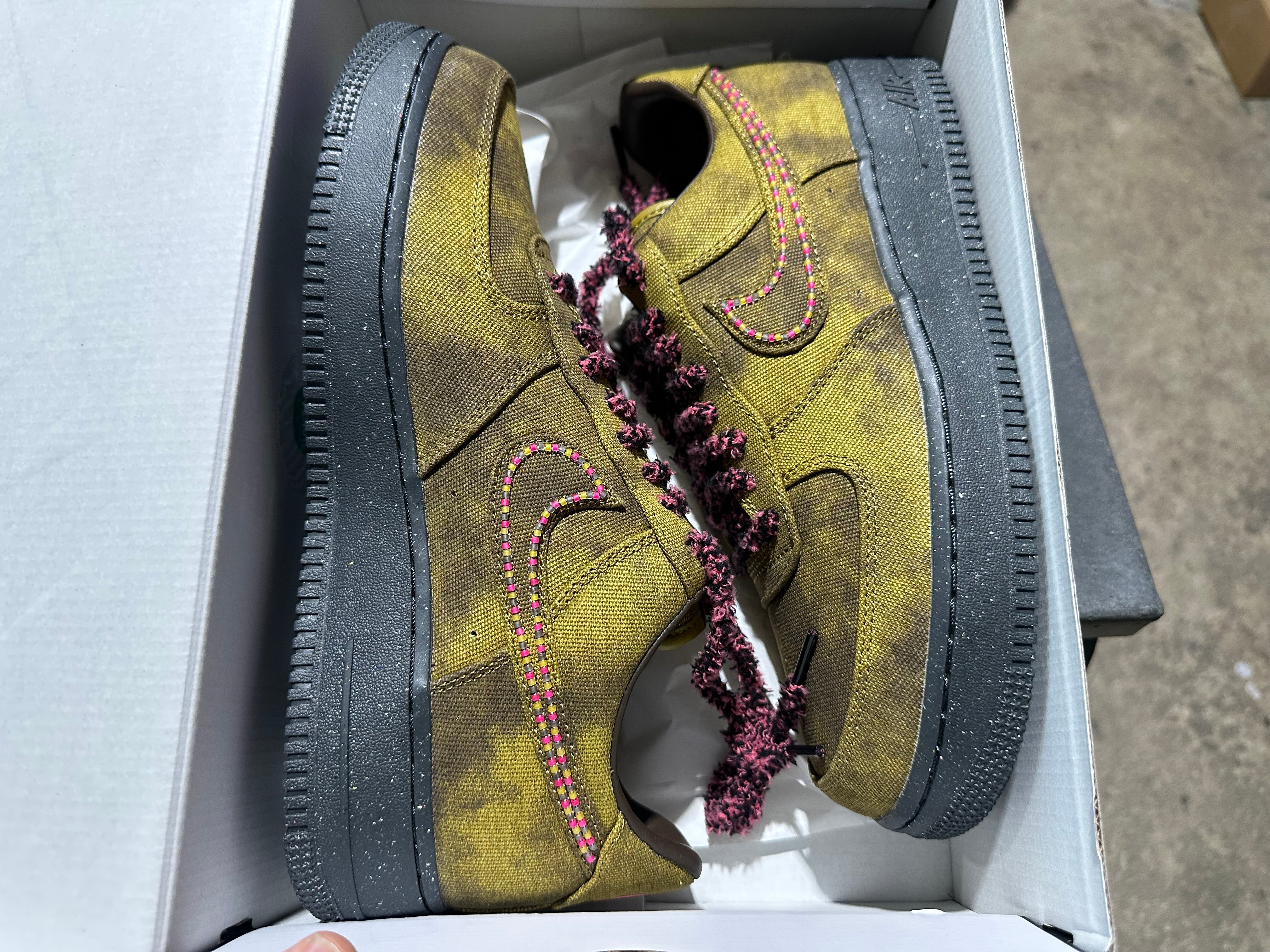 Nike Air Force 1 Boucle QS - Desert Moss Size 9