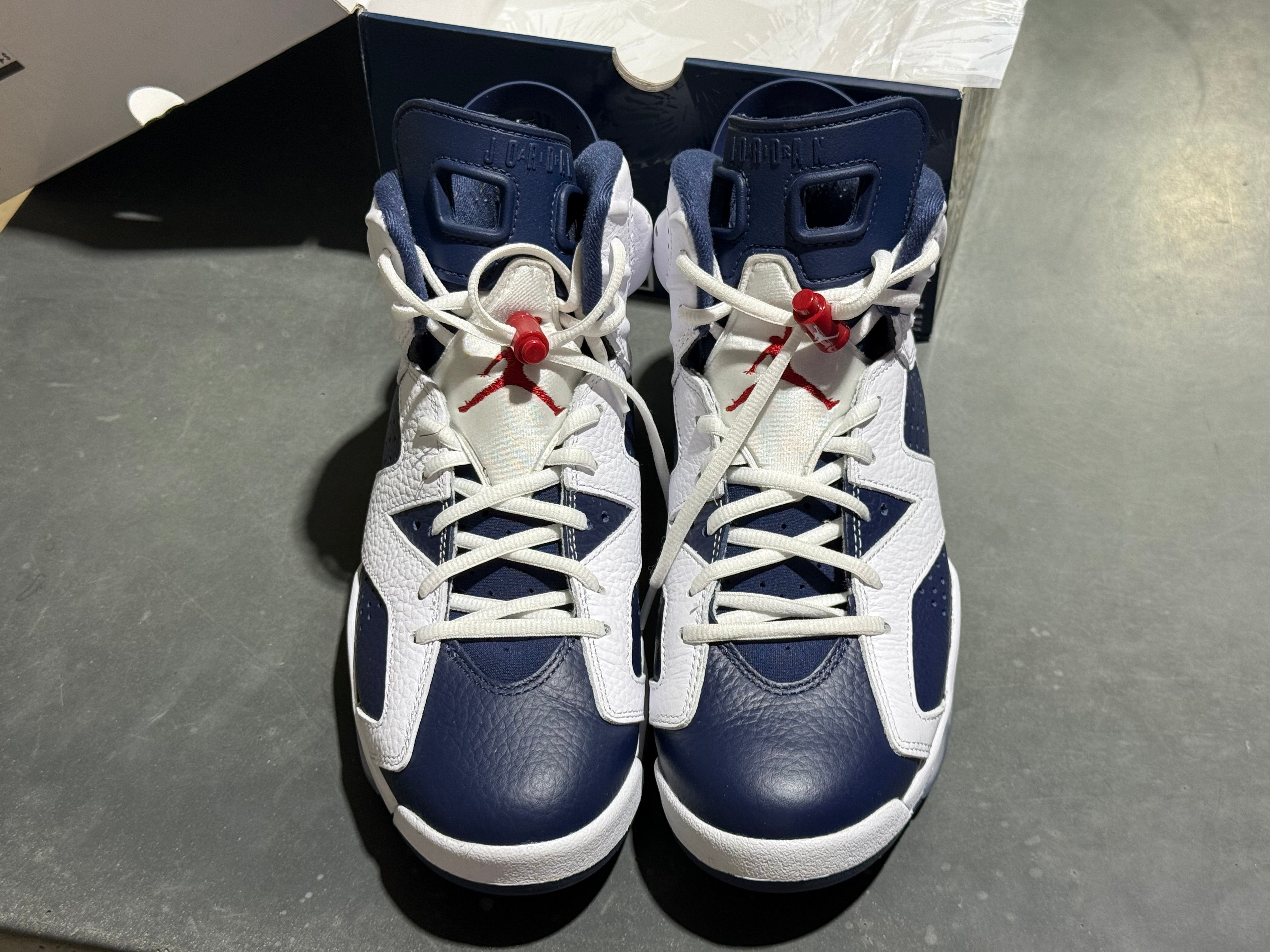 Air Jordan 6 Retro - Olympic Size 9