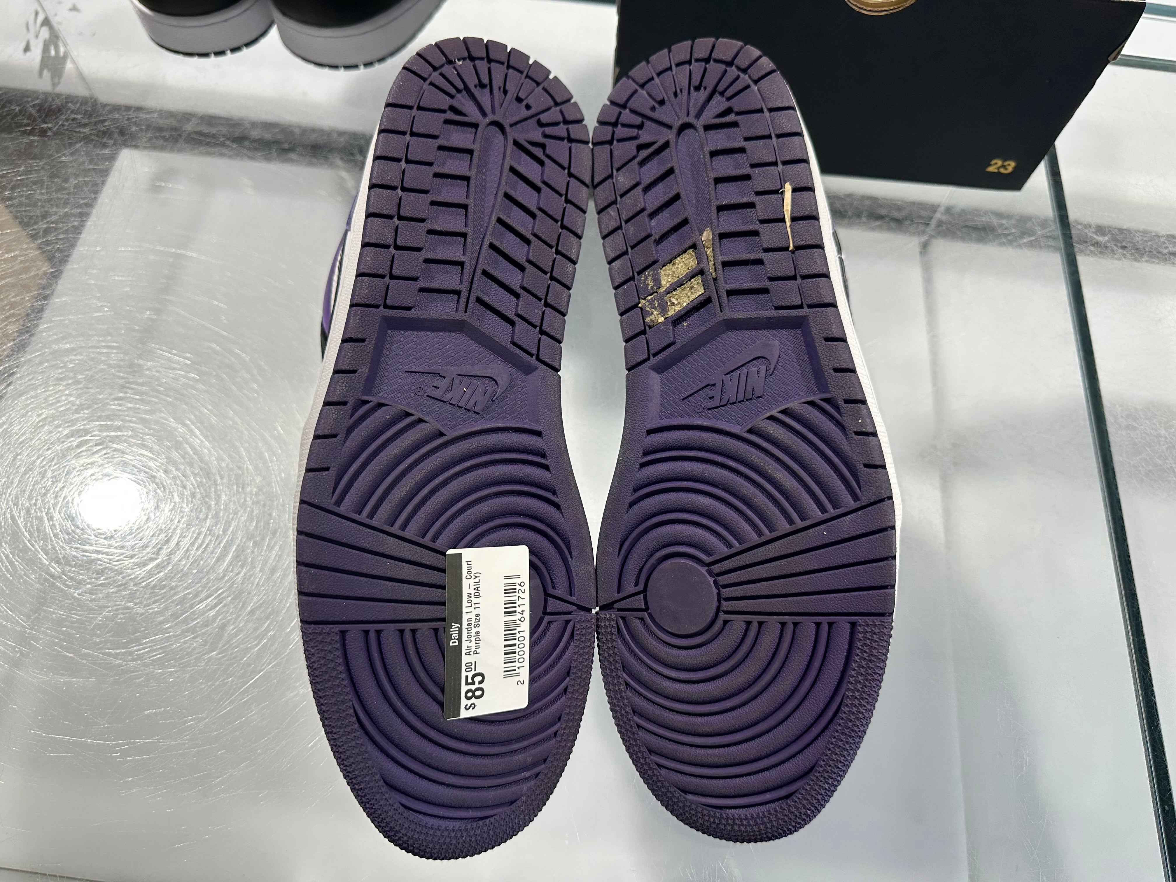 Air Jordan 1 Low - Court Purple Size 11