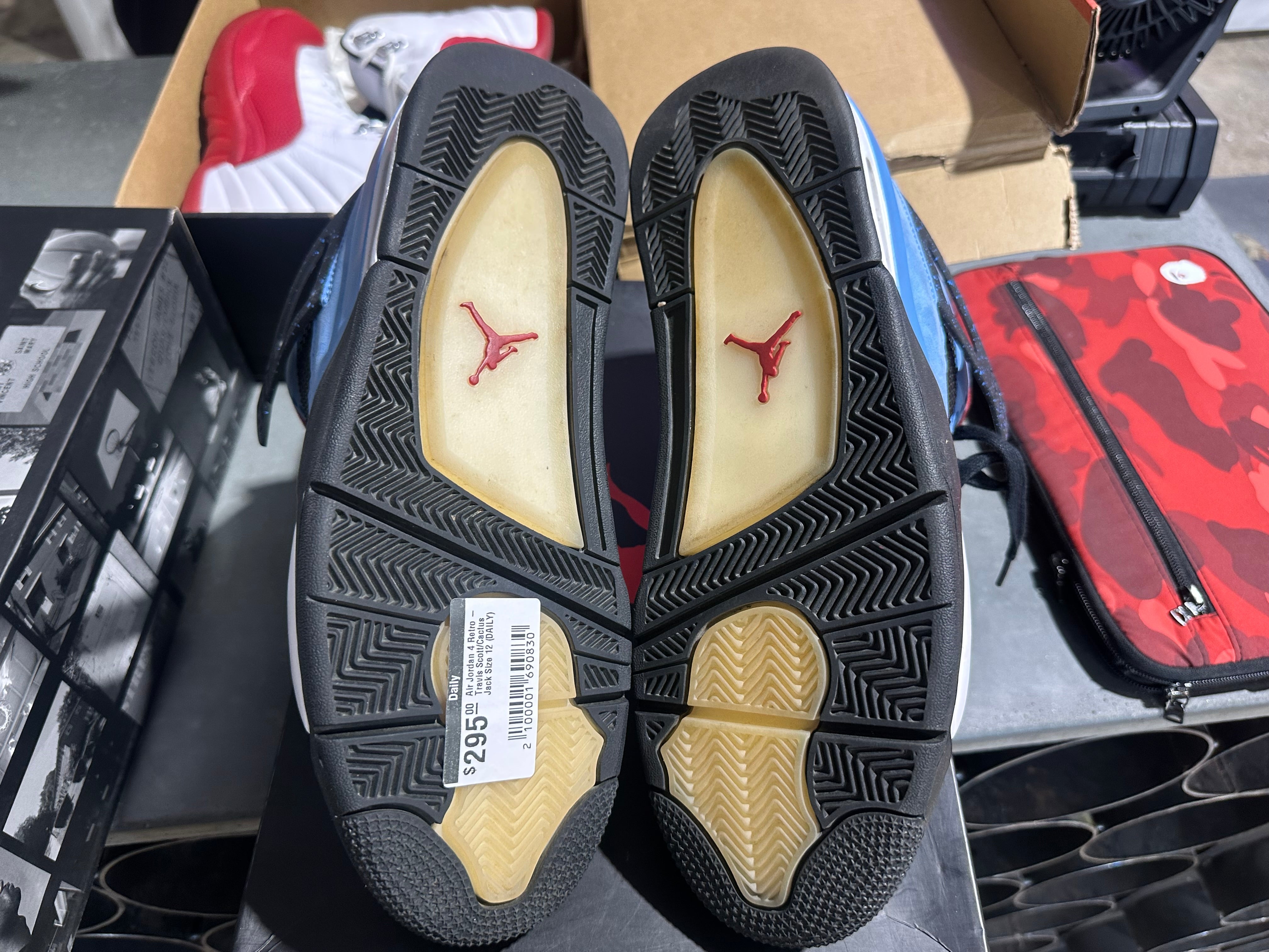 Air Jordan 4 Retro - Travis Scott/Cactus Jack Size 12