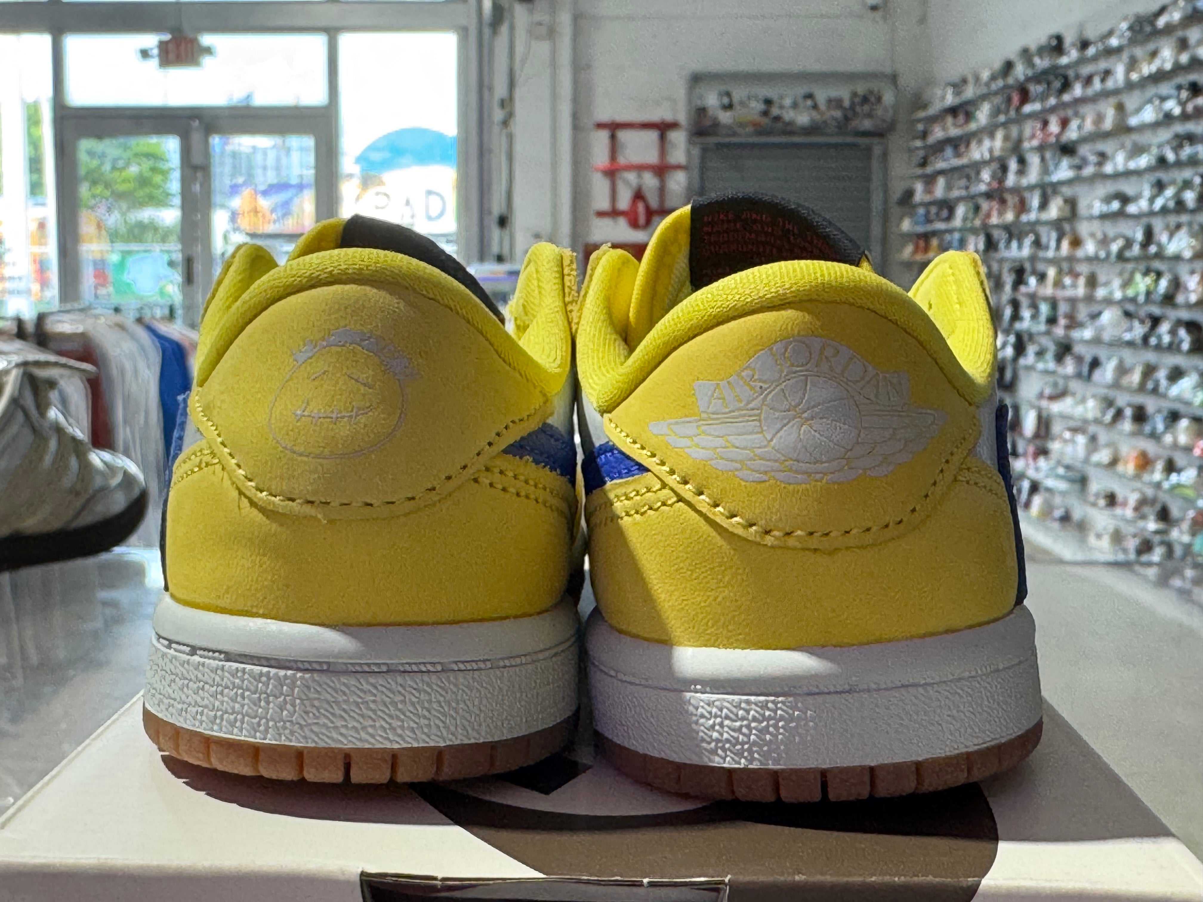 Air Jordan 1 Retro Low OG SP TD - Travis Scott Canary Size 9C