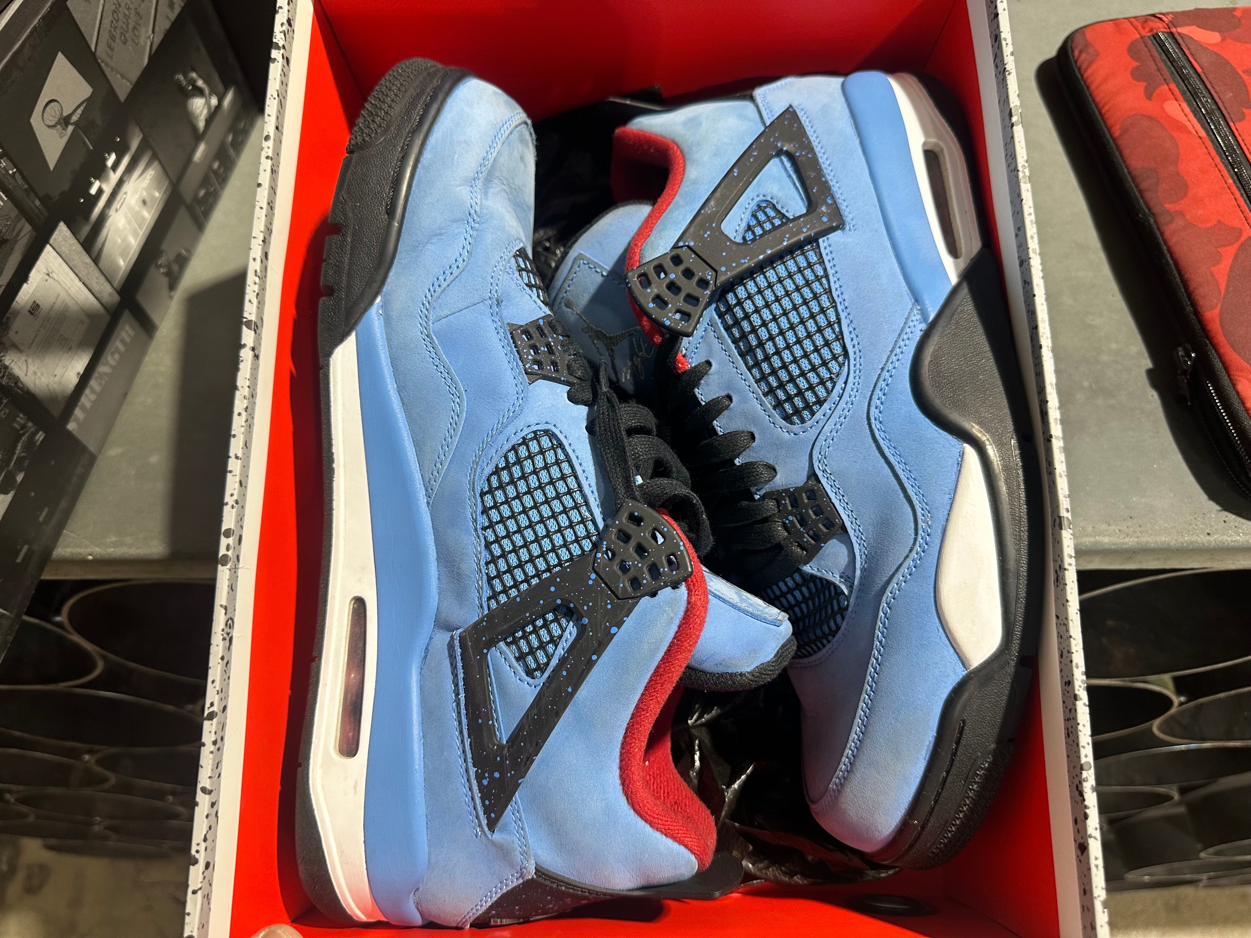 Air Jordan 4 Retro - Travis Scott/Cactus Jack Size 12
