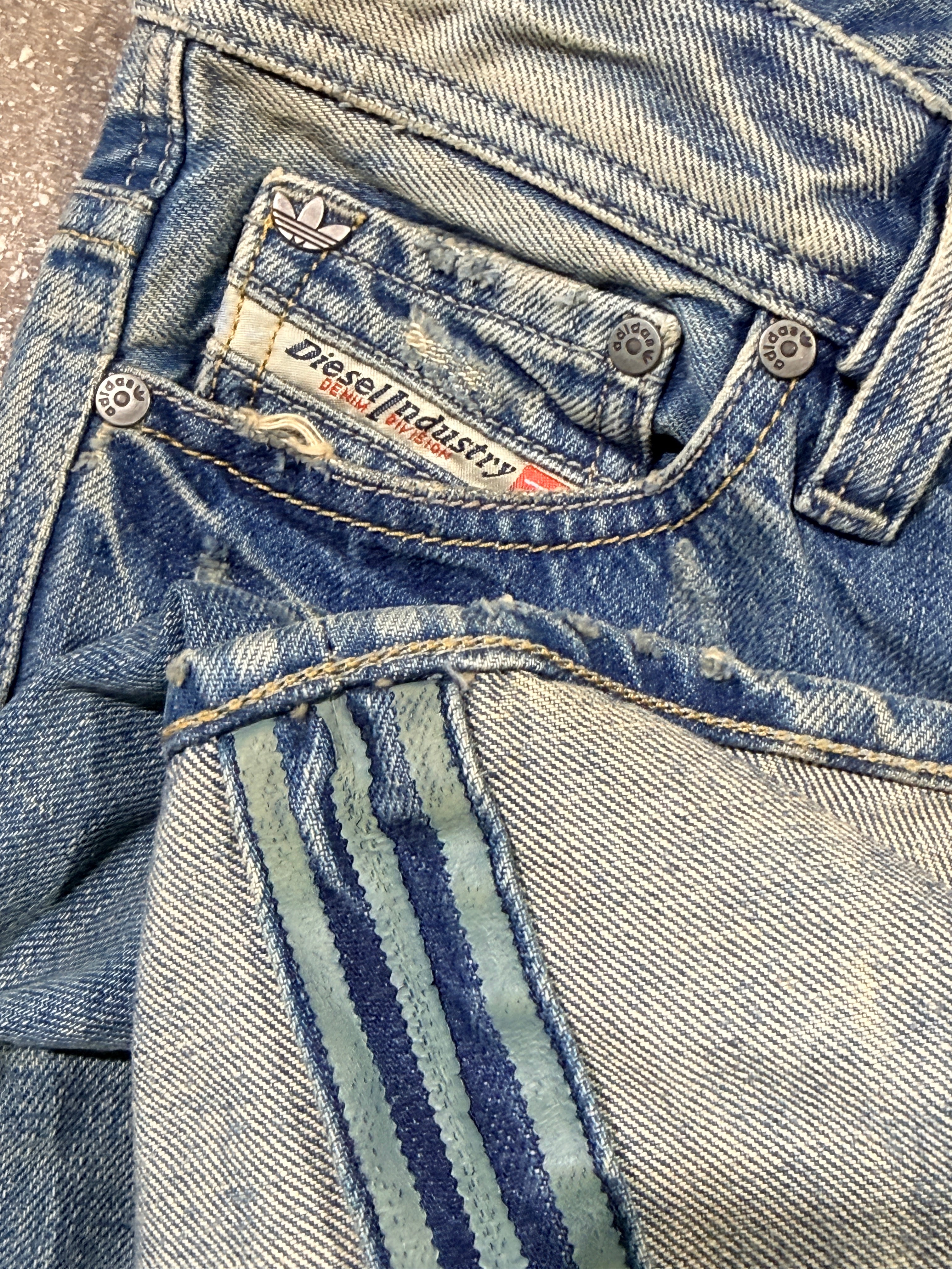 2000s Diesel x Adidas Jeabs Adi-Viker 008ik - Blue W25 L32