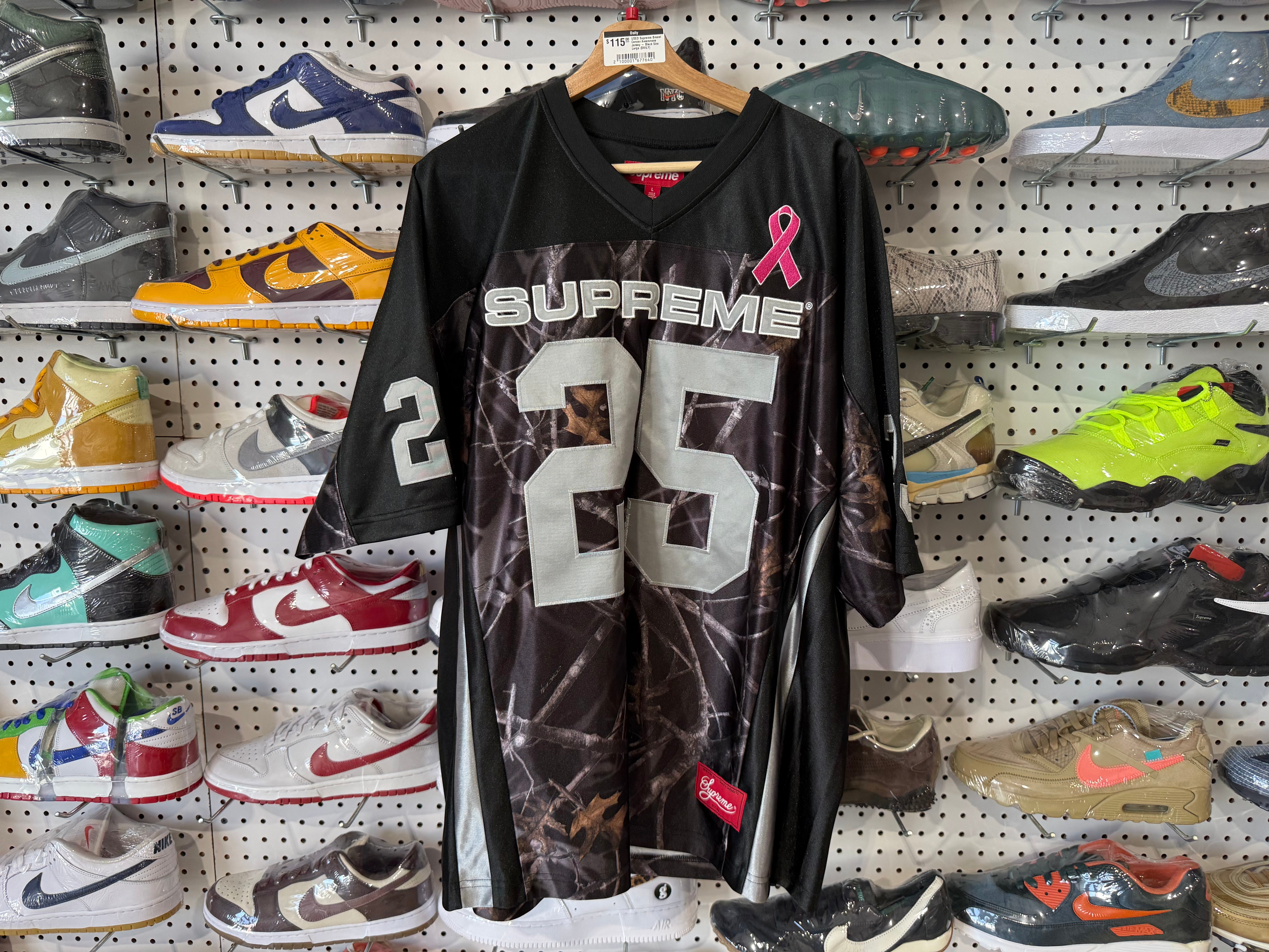 USED Supreme Breast Cancer Awareness Jersey - Black Size Large
