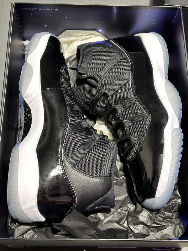 Air Jordan 11 Retro - Space Jam 2016