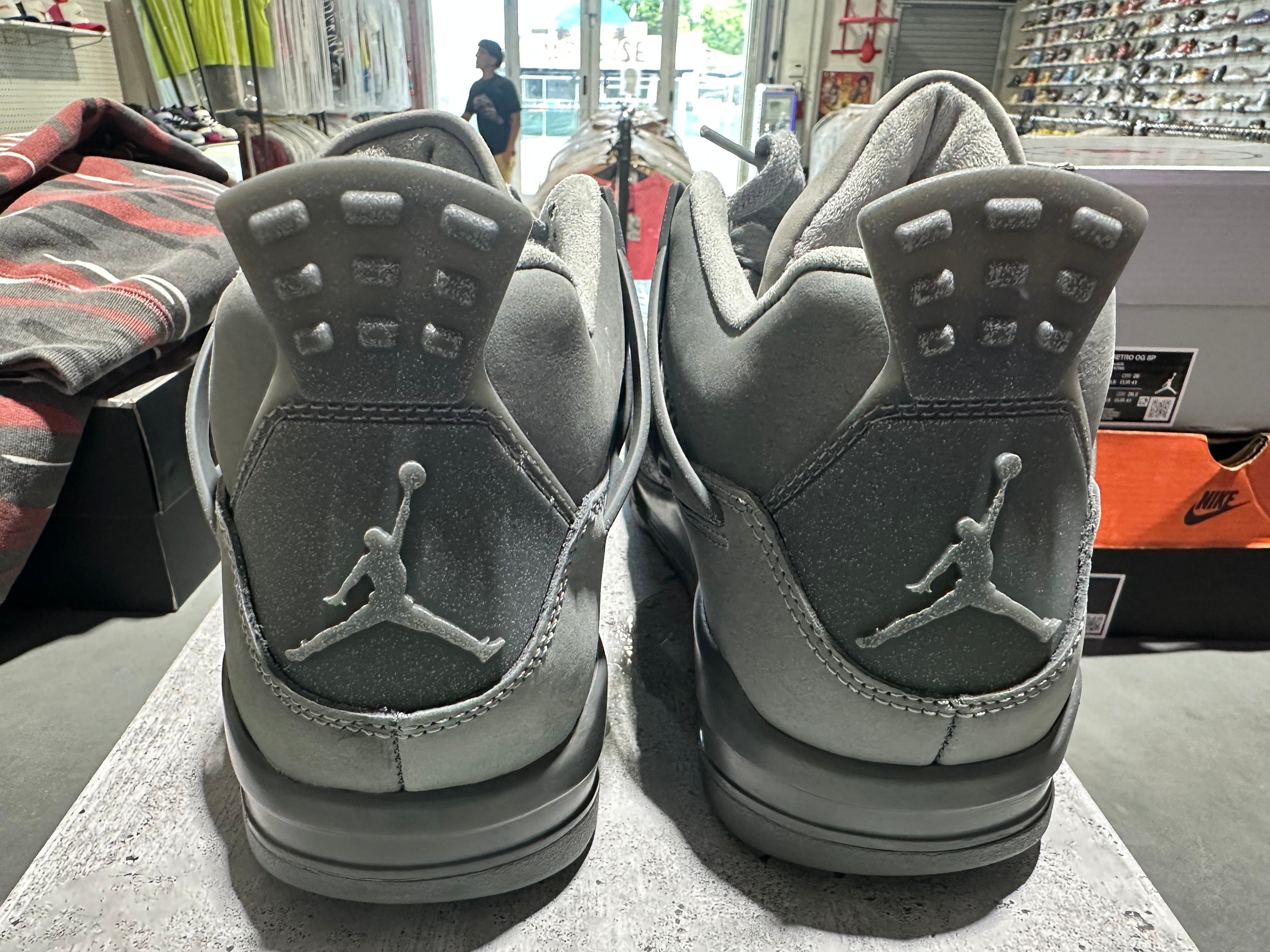 Air Jordan 4 Retro - Wet Cement Size 8