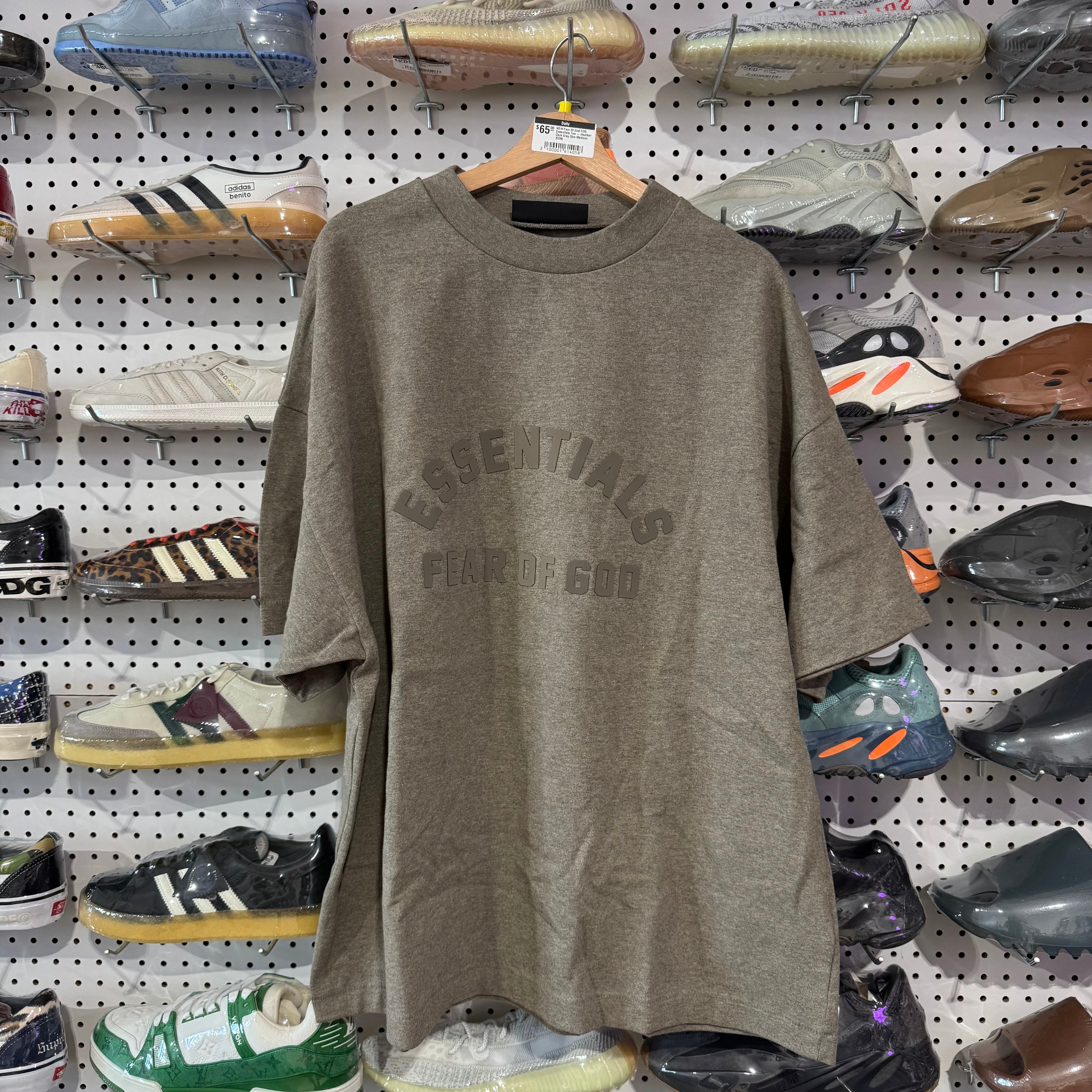 NEW Fear Of God FOG Essentials Tee - Heather Dark Grey  Size Medium