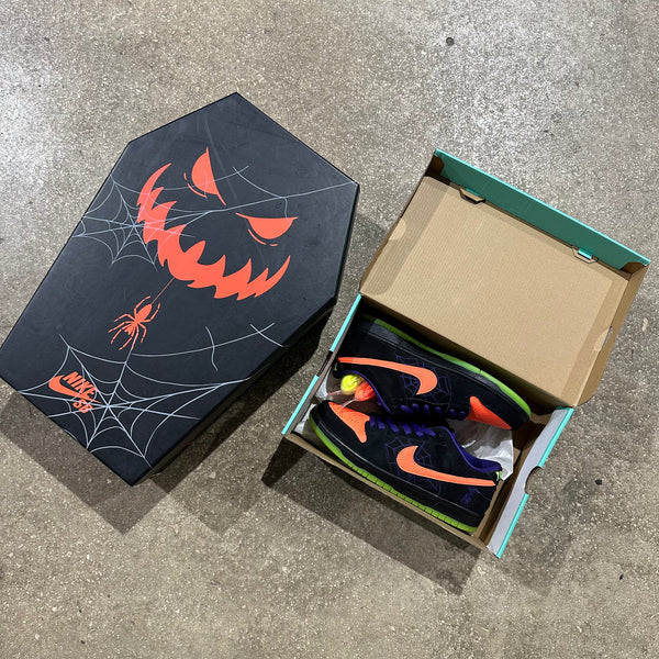 Nike SB Dunk Low Pro - Mischief Halloween Size 9.5