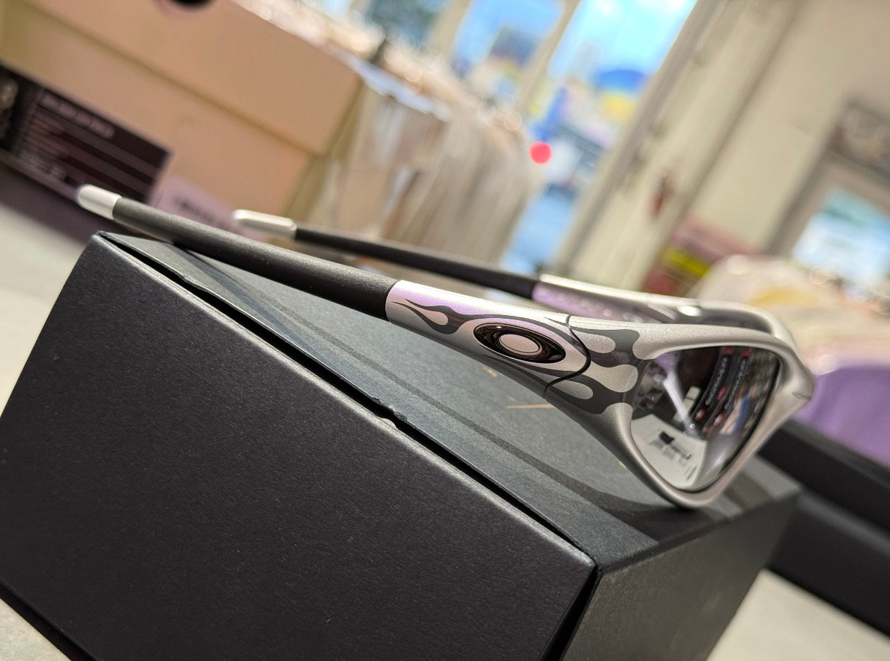 NEW Oakley Straight Jacket 99 Sunglasses - Prizm Black/Silver Flames (0009505)
