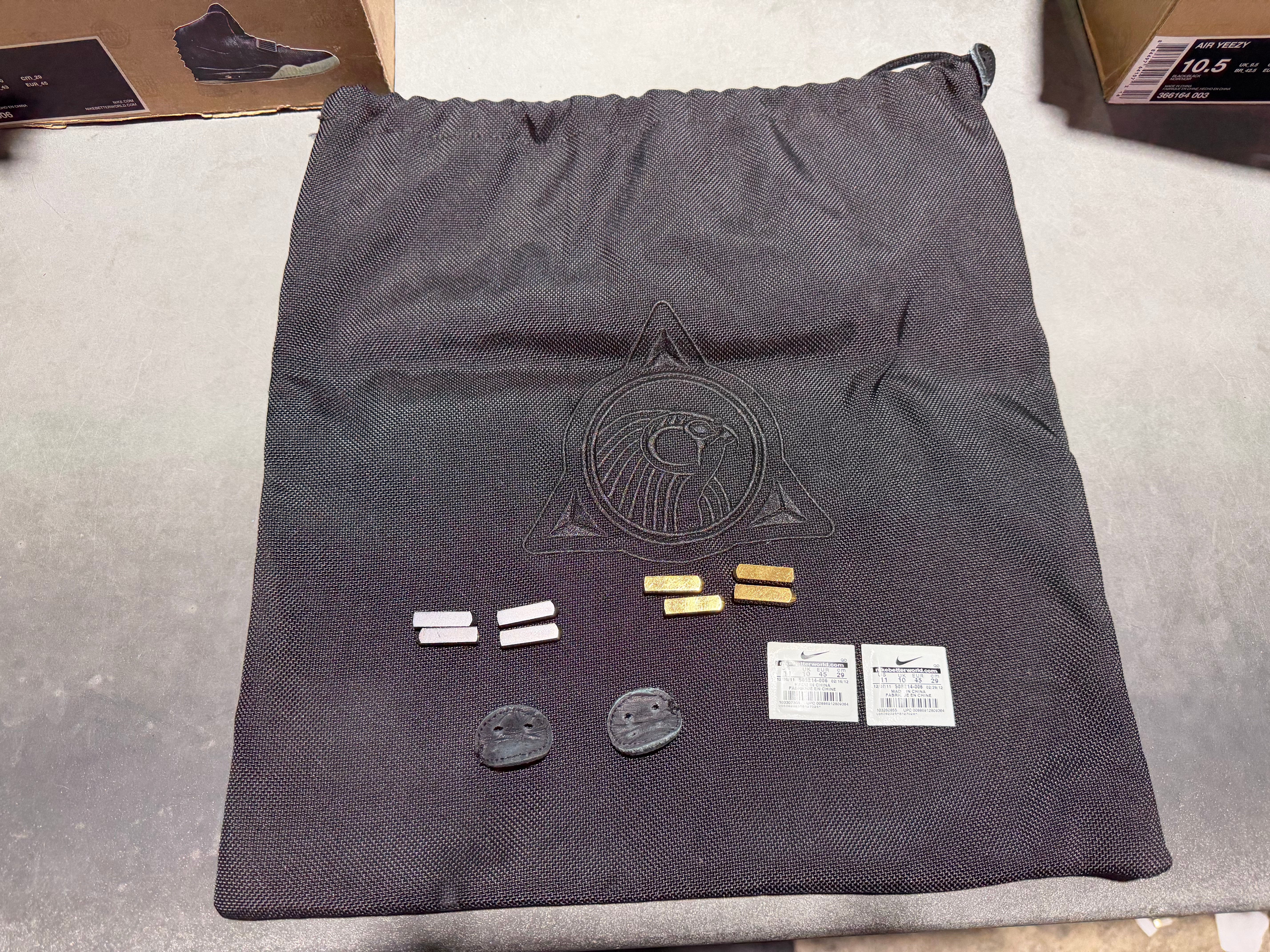 Nike Air Yeezy 2 NRG - Solar Red Size 11