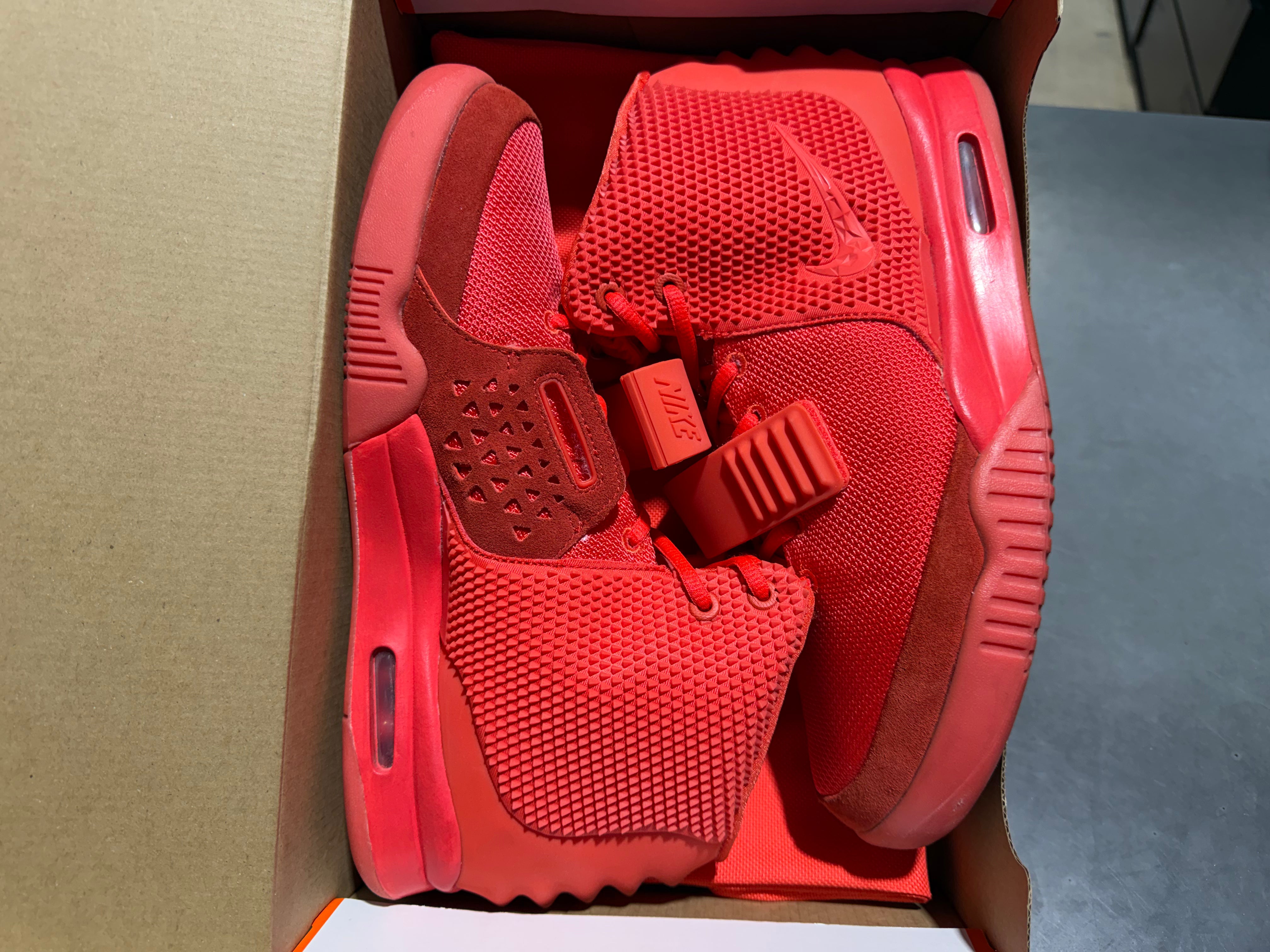 Nike Air Yeezy 2 - Red October Size 11