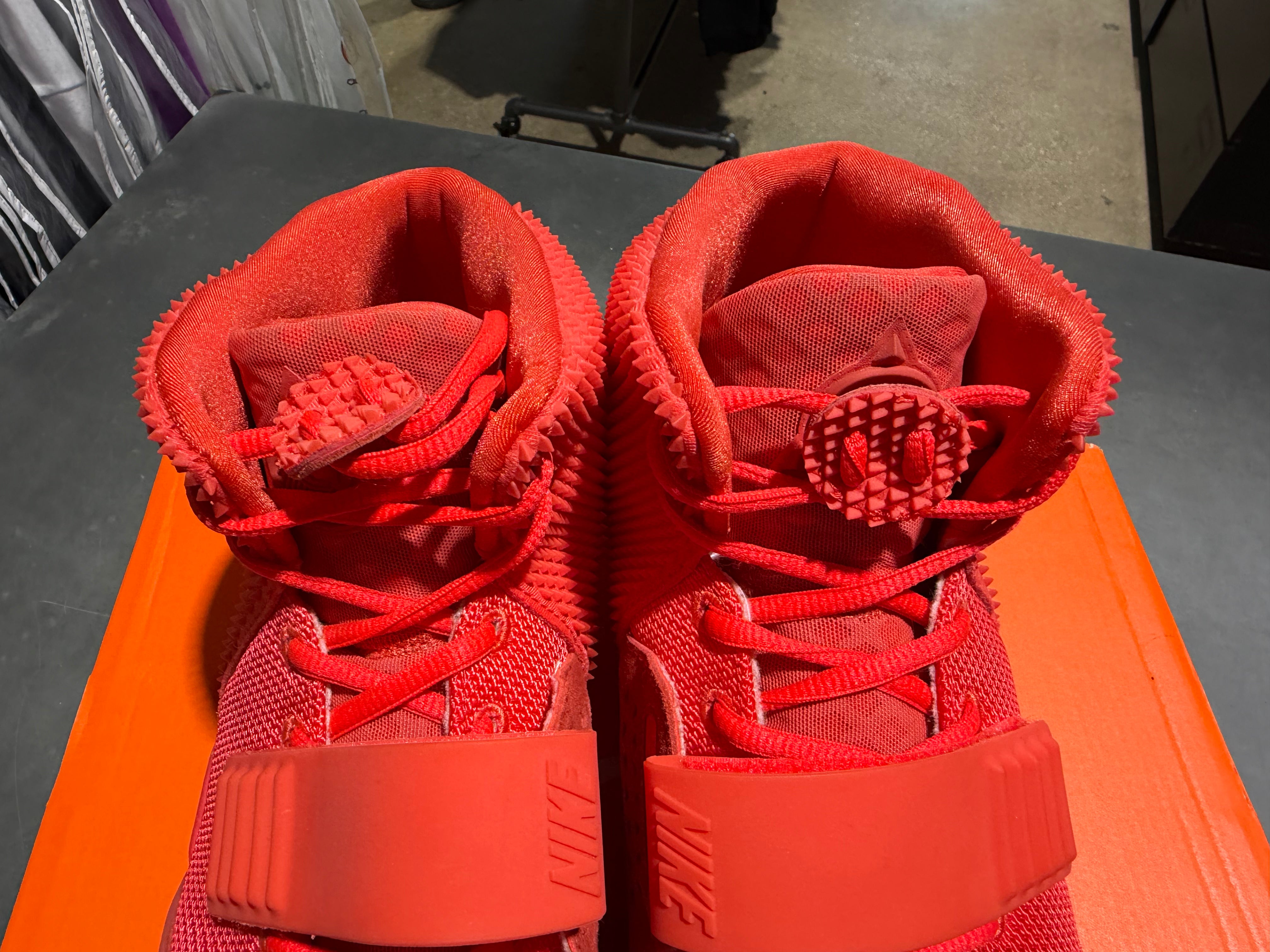 Nike Air Yeezy 2 - Red October Size 11