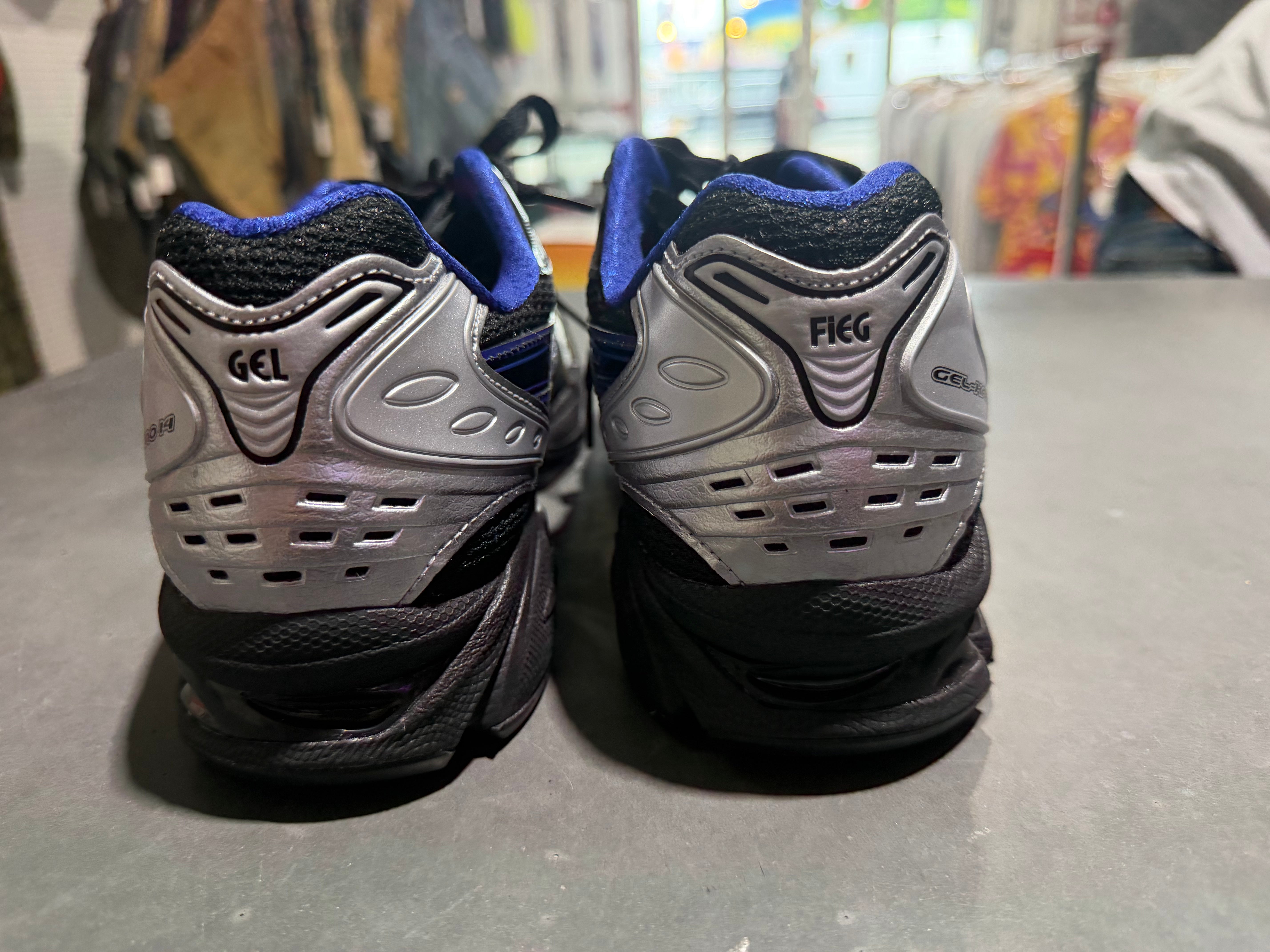 ASICS Gel-Kayano 14 Kith x Marvel vs. Capcom - Wolverine Size 10