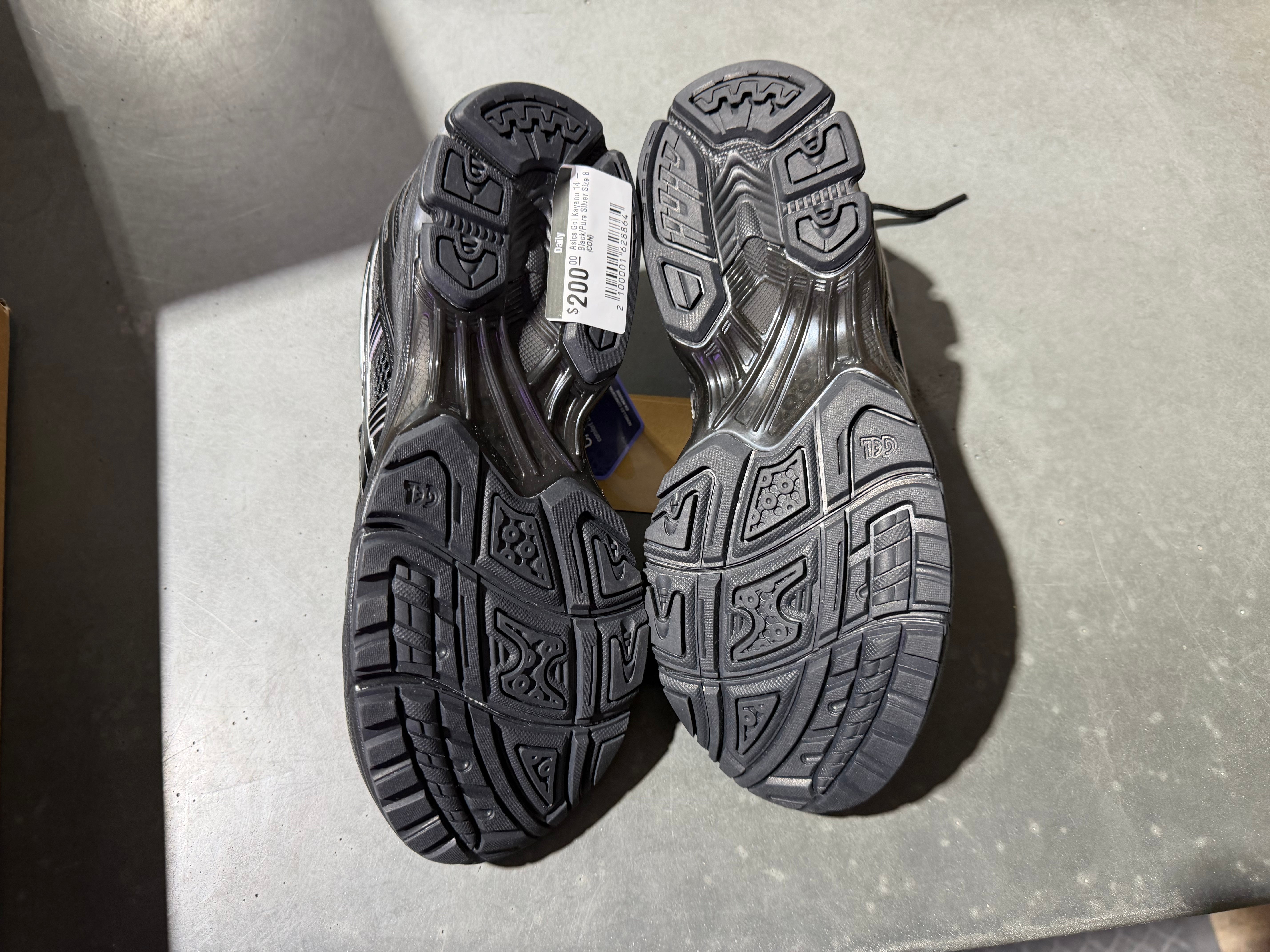 Asics Gel Kayano 14 - Black/Pure Silver Size 8