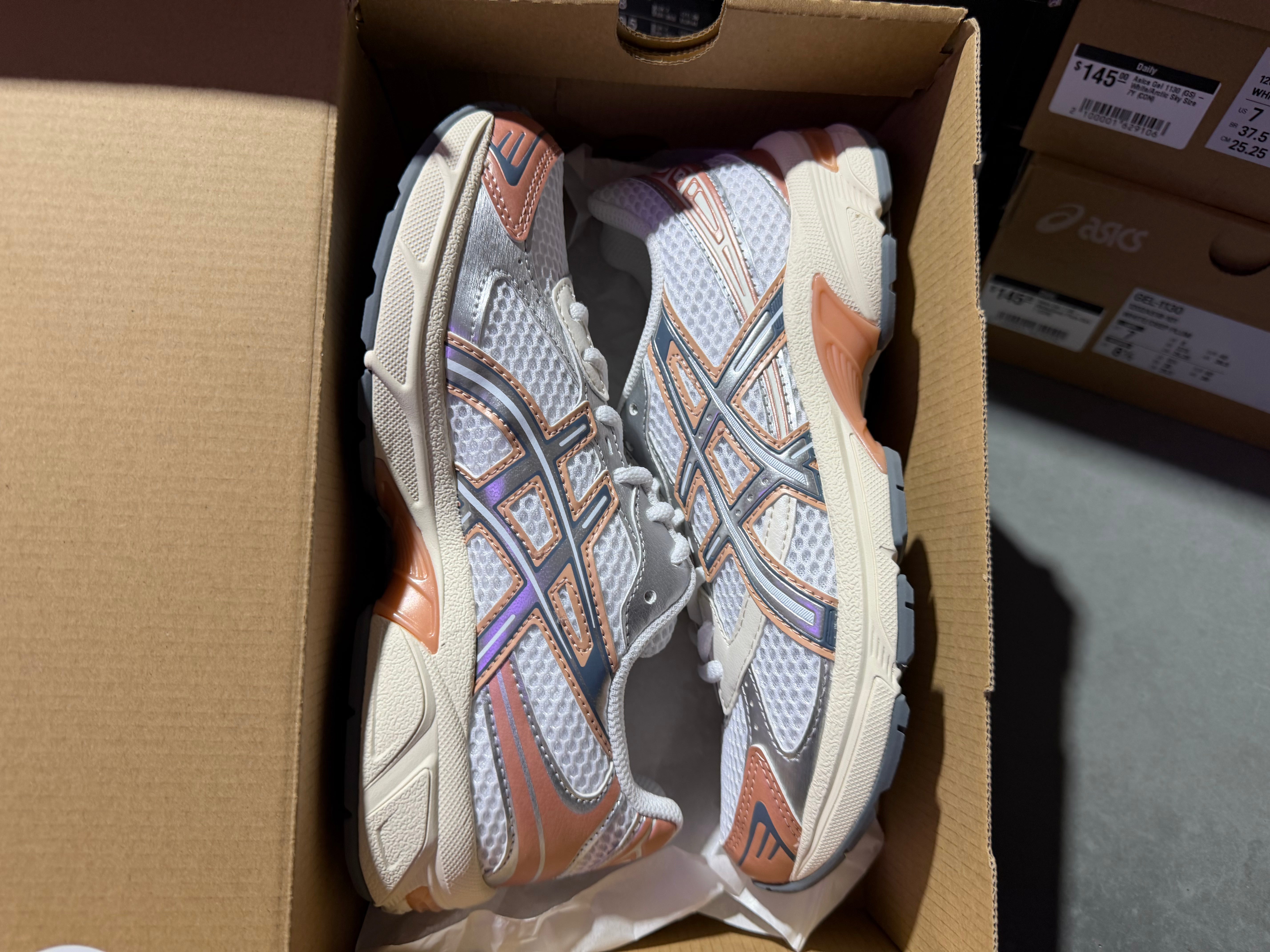Asics Gel 1130 W - White/Pure Silver/Bronze Size 6W/4.5Y