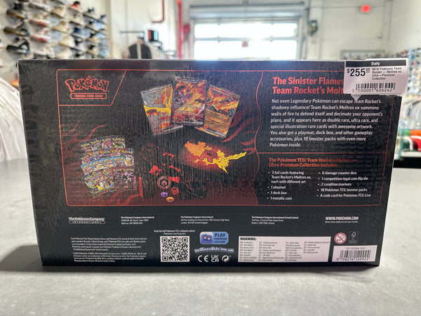 NEW Pokémon Team Rocket
Moltres ex Ultra-Premium Collection