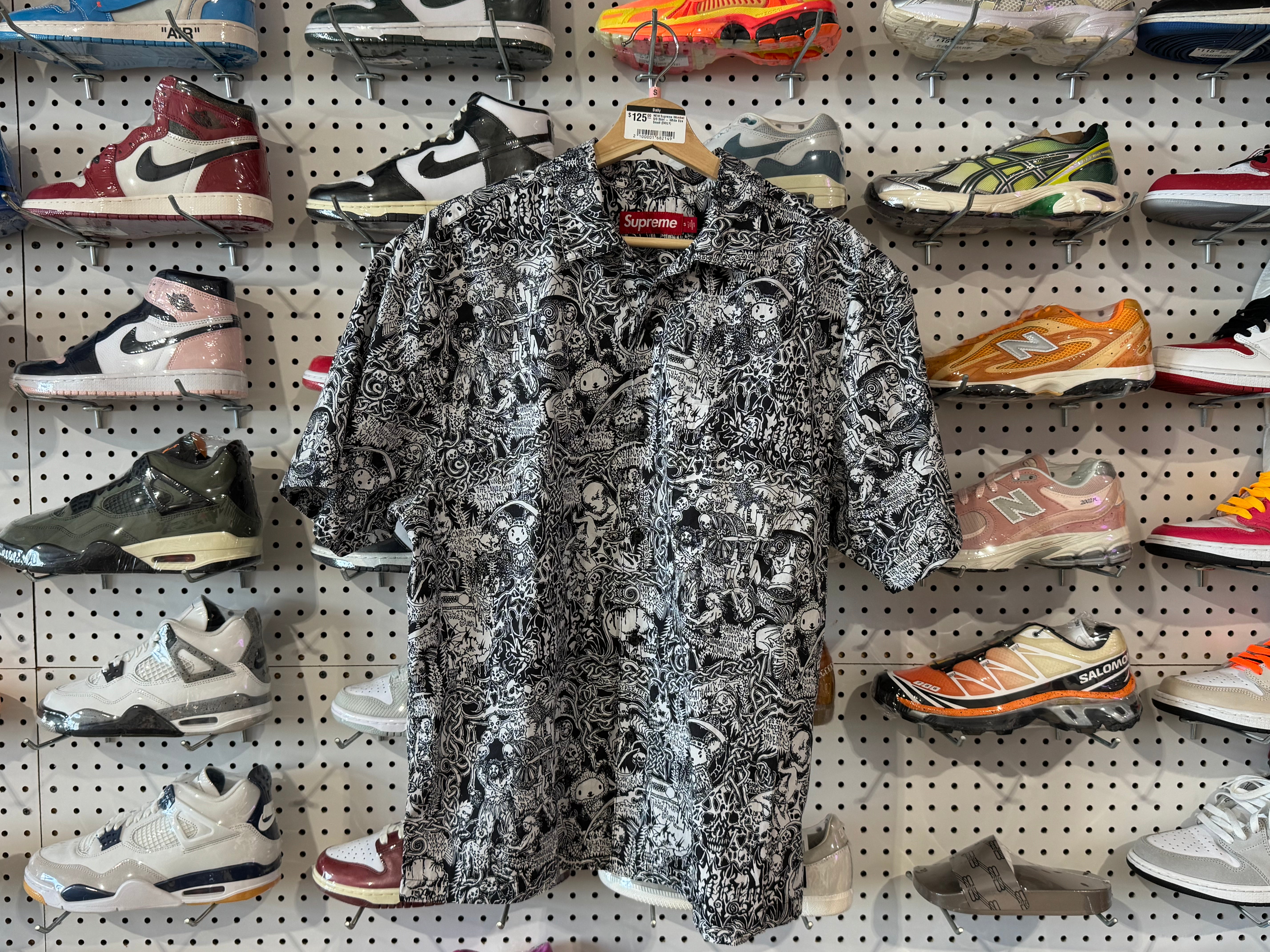 NEW Supreme Wombat S/S Shirt - White Size Small