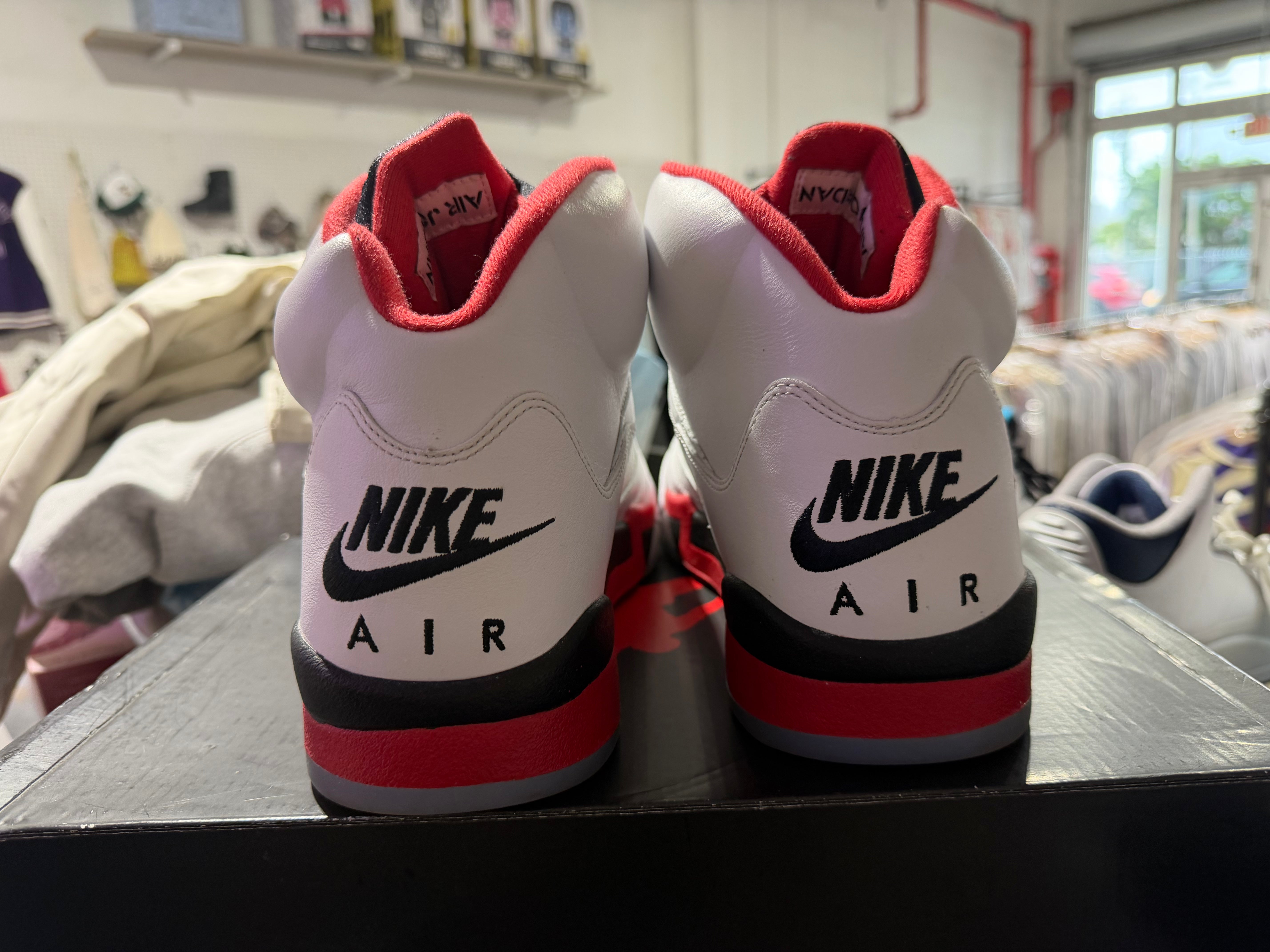 Air Jordan 5 Retro - Fire Red Black Tongue Size 13