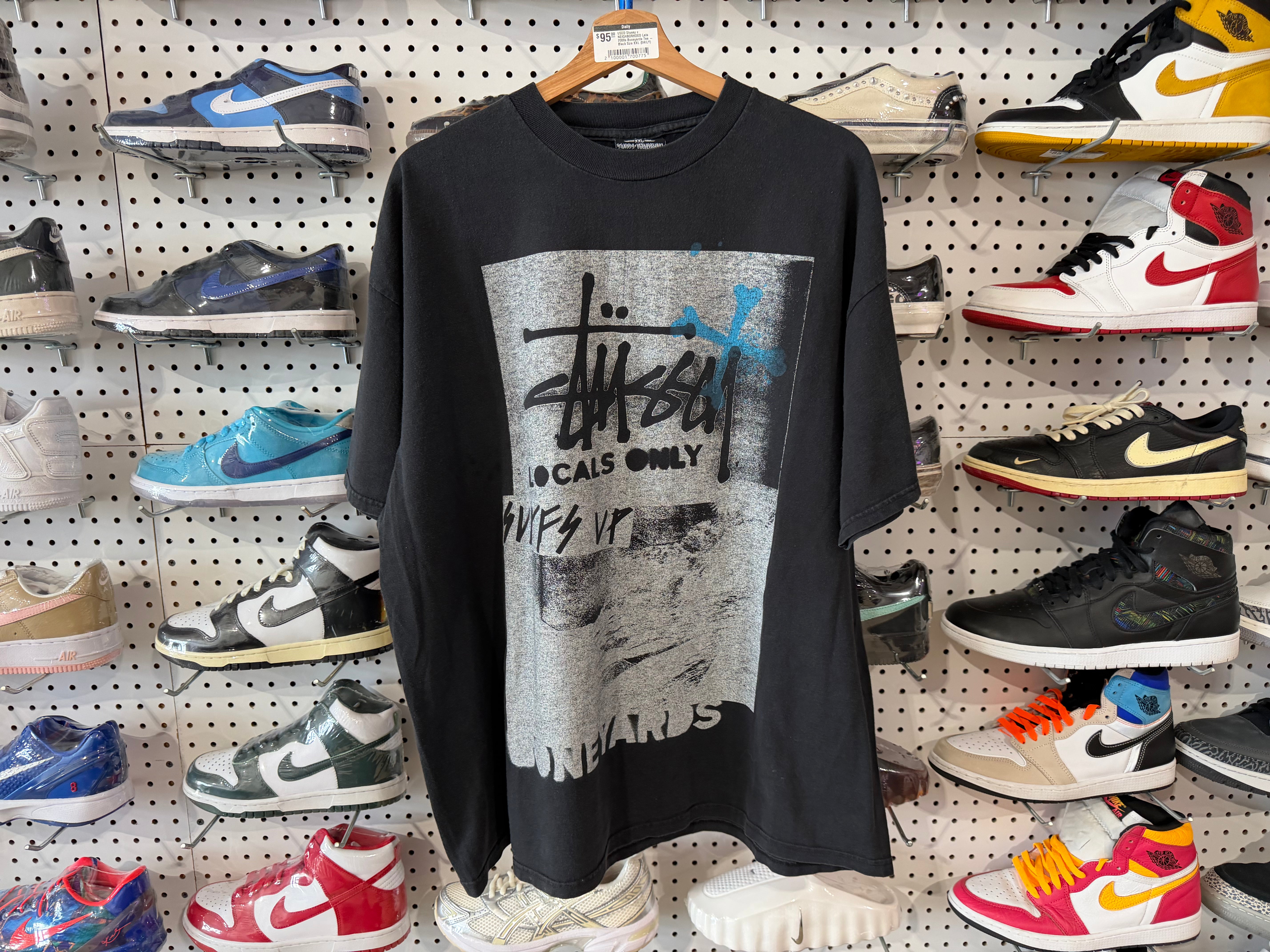 USED Stussy x NEIGHBORHOOD Late 2000s Boneyards Tee - Black Size XXL