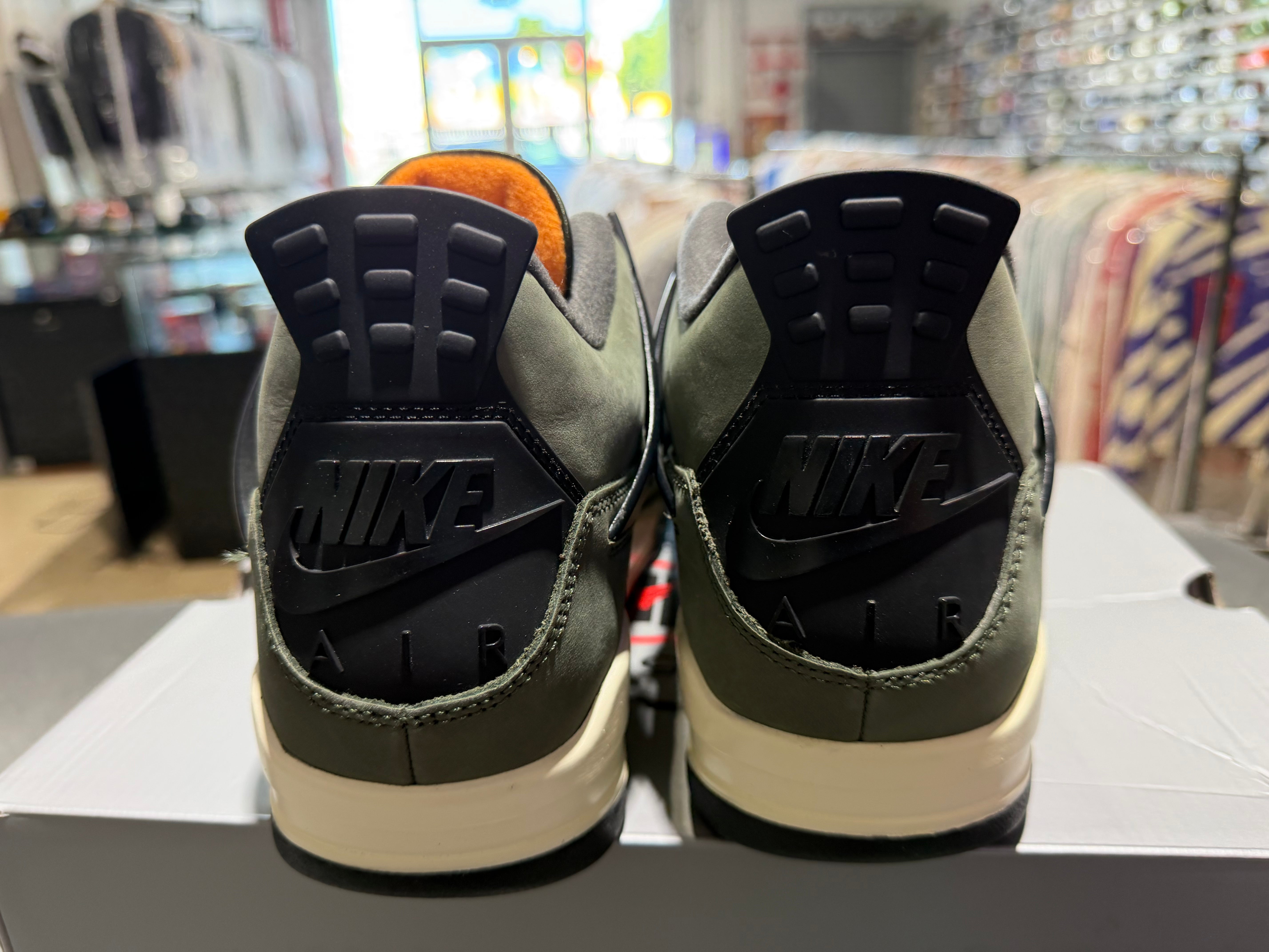 Air Jordan 4 Retro OG SP - Undefeated 2025 Size 12