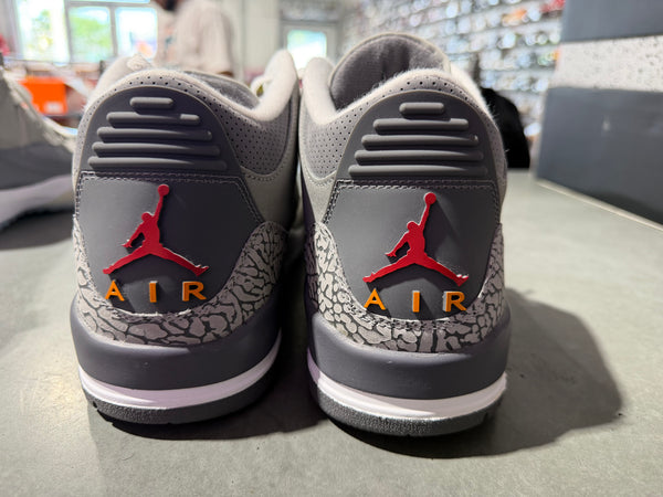Air Jordan 3 Retro - Cool Grey Size 11