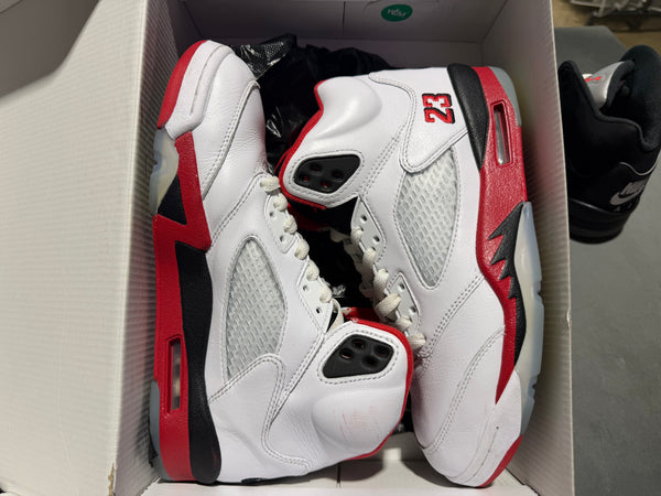Air Jordan 5 Retro - Fire Red Size 8