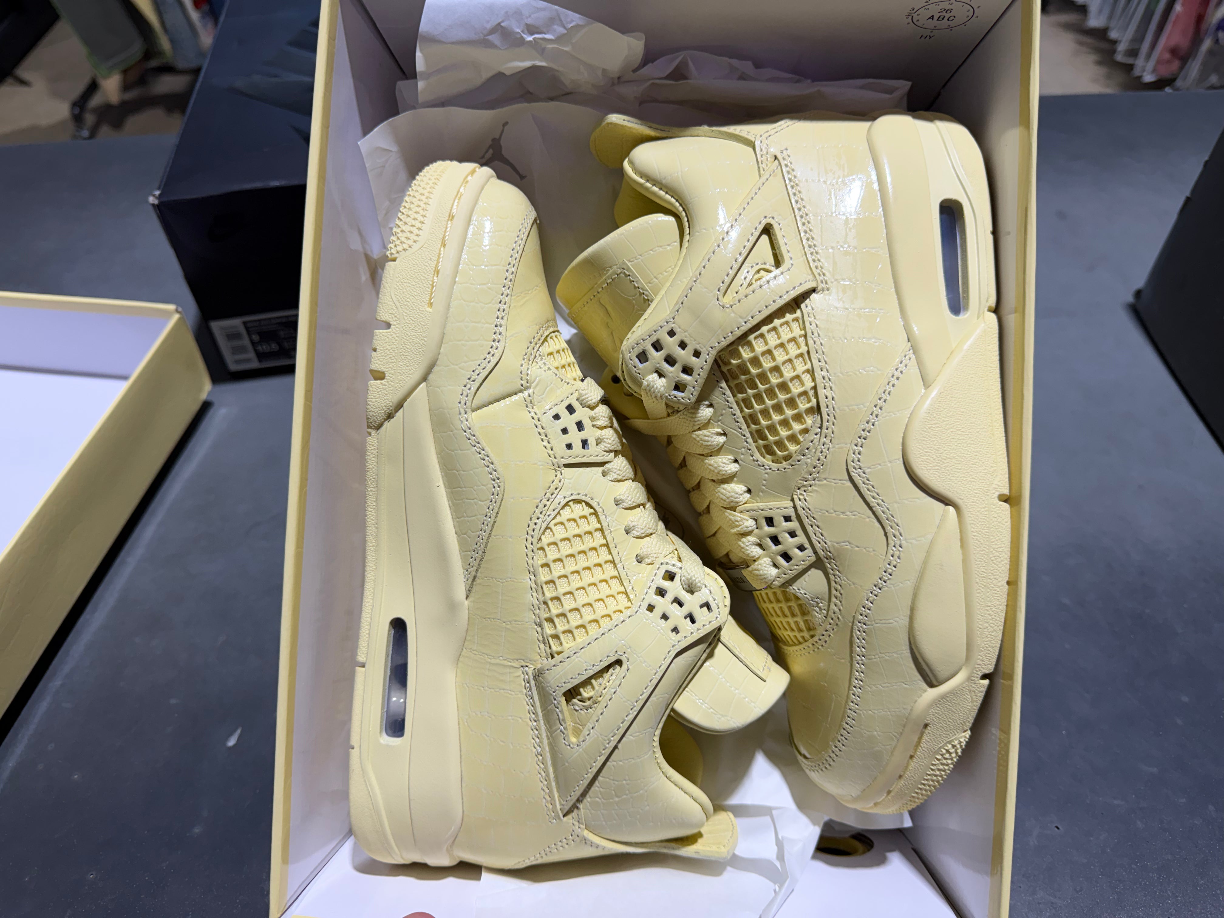 Air Jordan 4 Retro OG SP - J Balvin/Lemonade Size 5