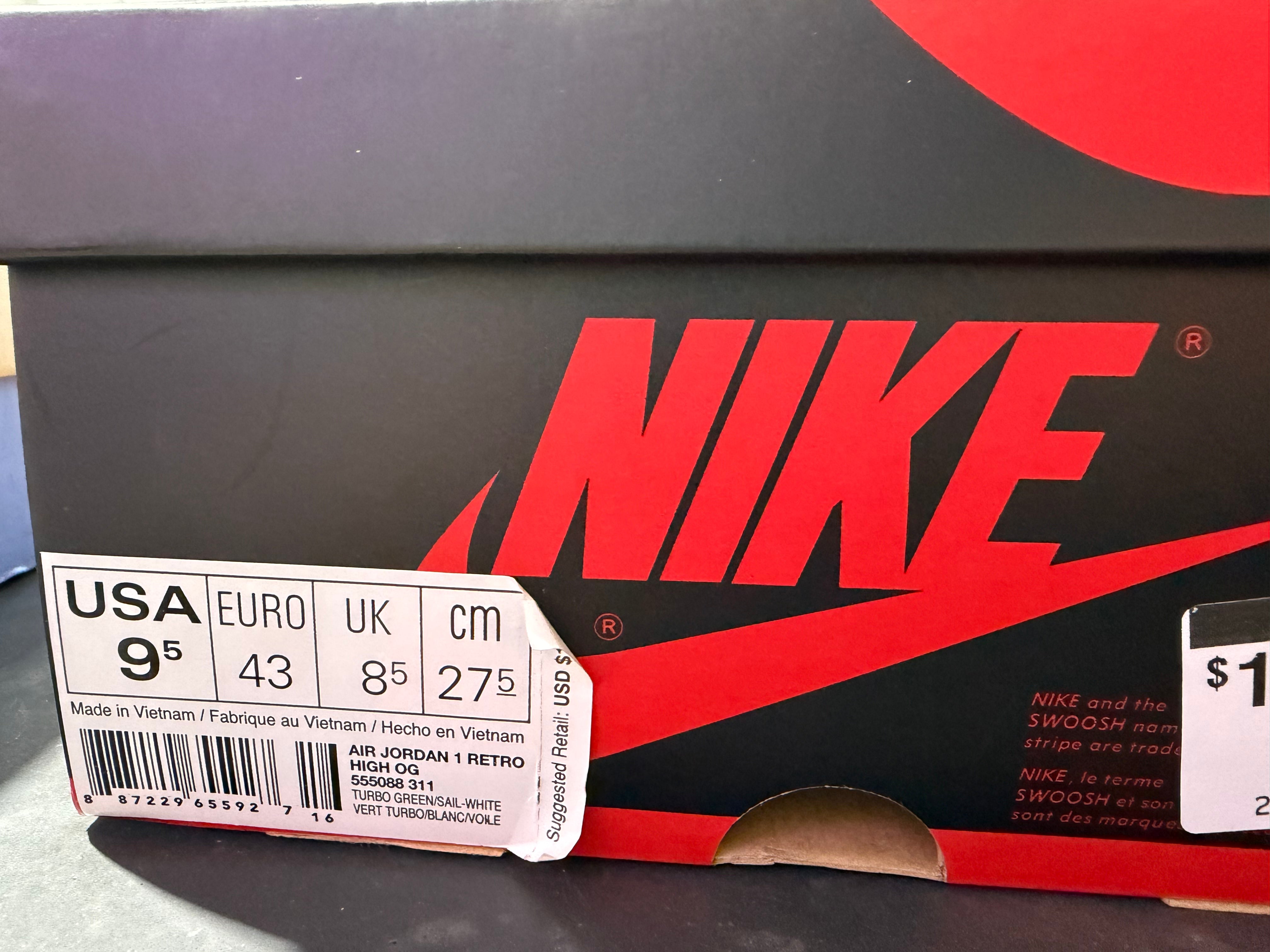 Air Jordan 1 Retro High OG - Turbo Green Size 9.5