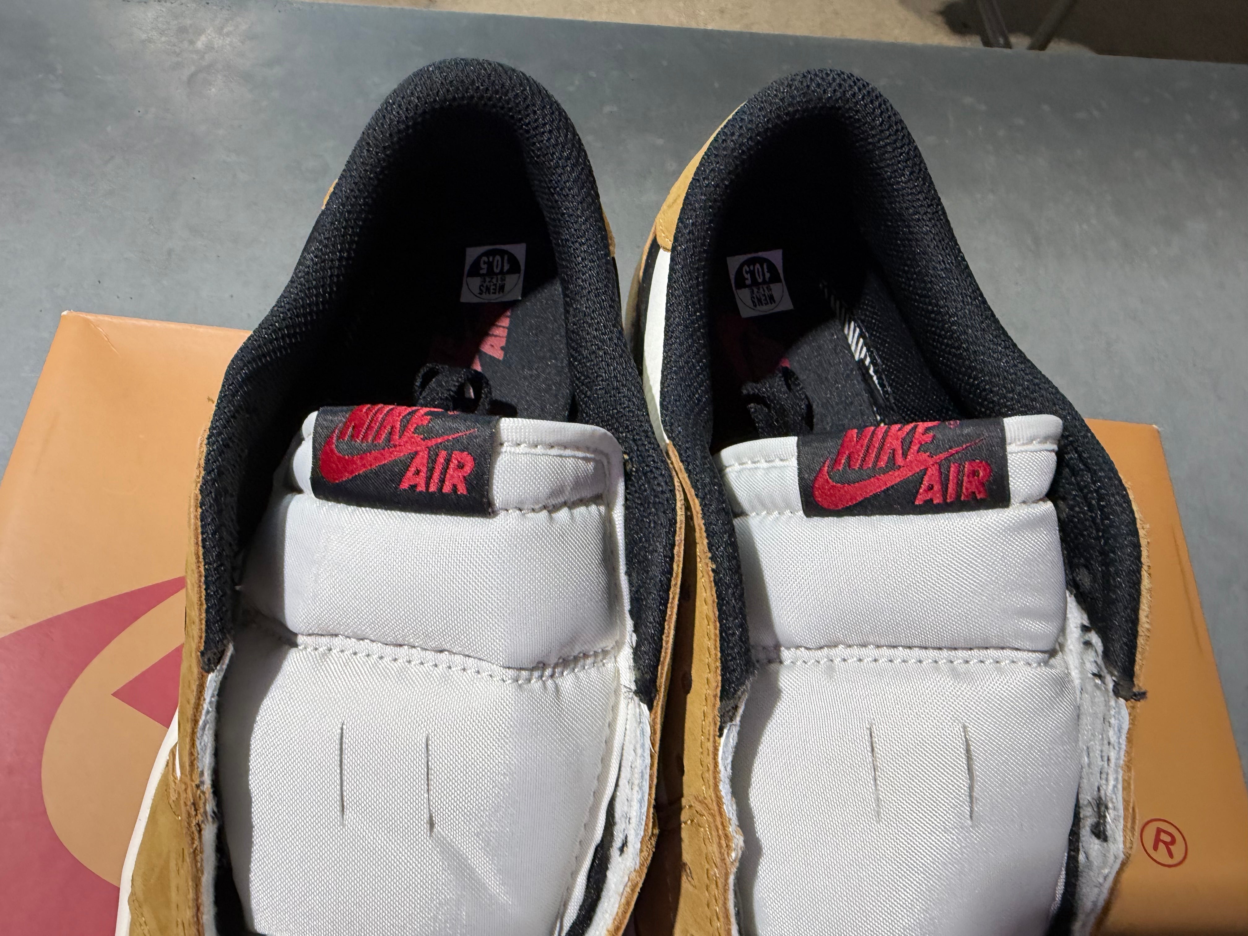 Air Jordan 1 Low OG - Rookie of the Year Size 10.5 (DAILY)