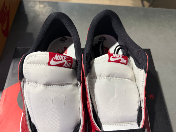 Air Jordan 1 Retro Low OG - Chicago Size 10.5 2025