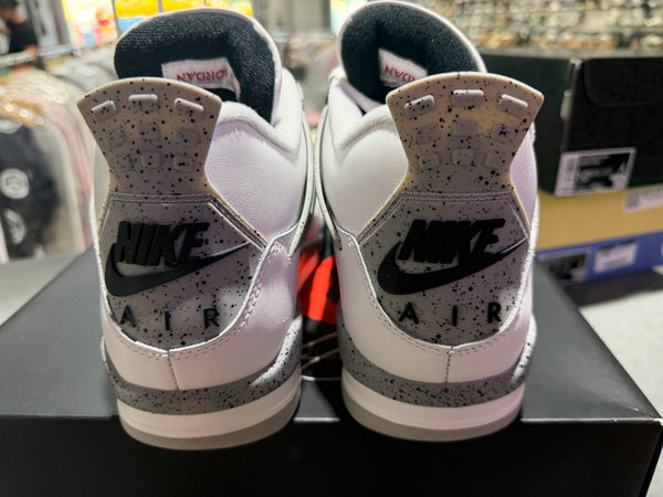 Air Jordan 4 Retro - White Cement 2025 SIze 10.5