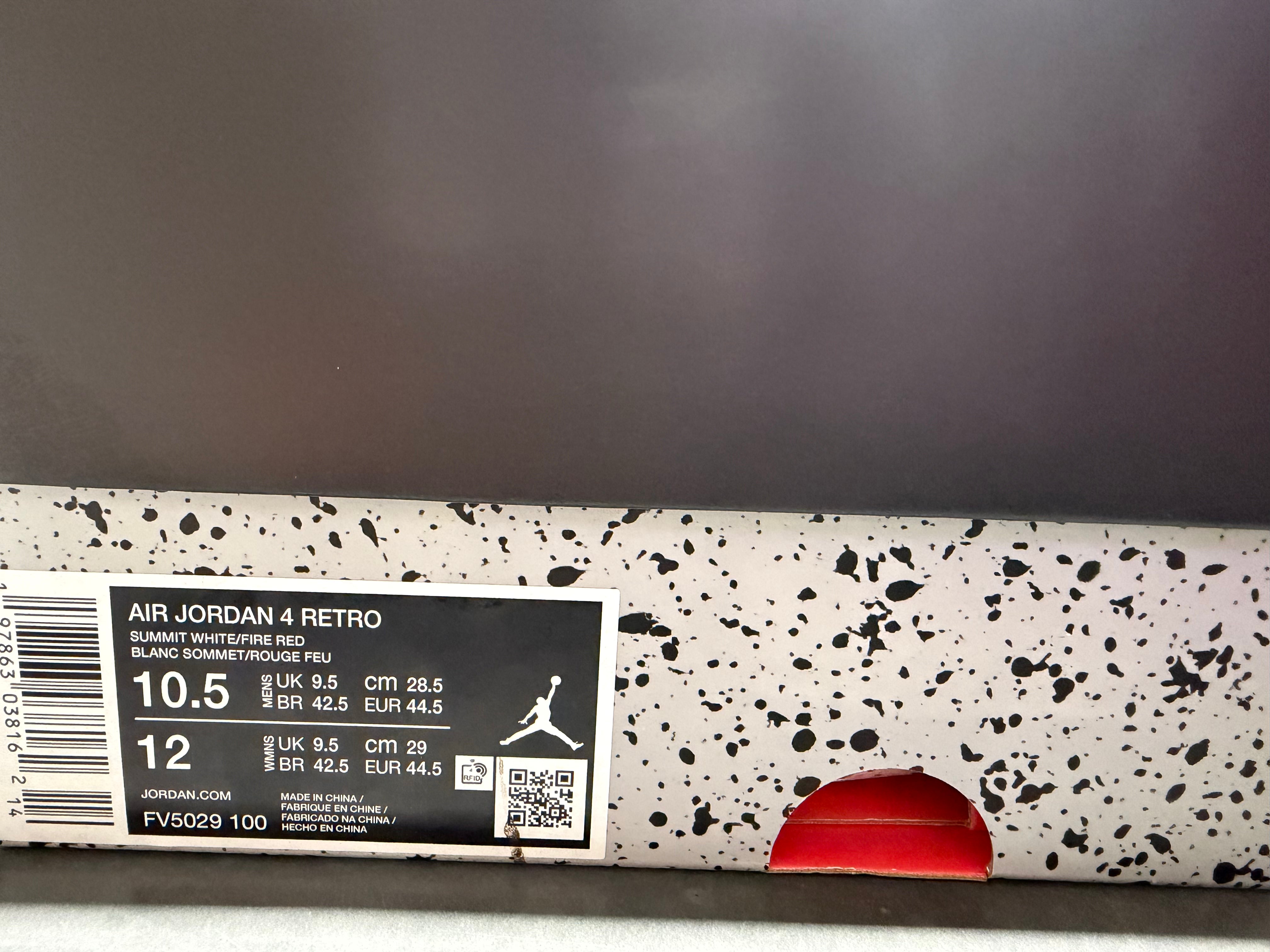 Air Jordan 4 Retro - White Cement 2025 SIze 10.5