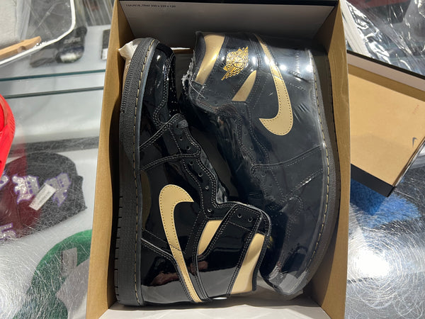Air Jordan 1 Retro High - Black Metallic Gold 2020 Size 11
