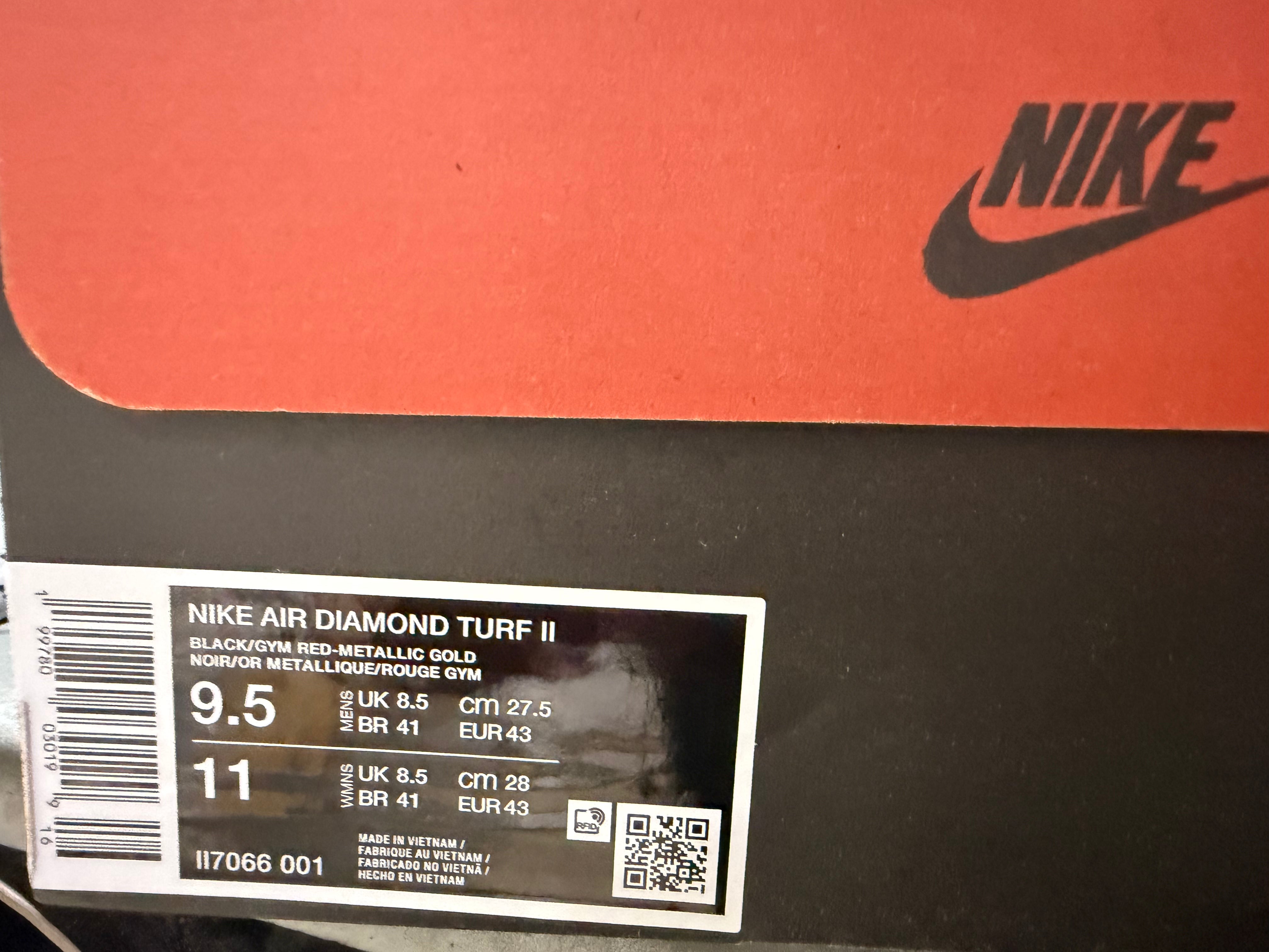 Nike Air Diamond Turf 2 - Black Patent Size 9.5