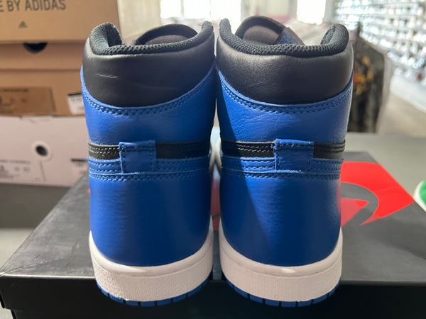 Air Jordan 1 Retro - Royal 2017 Size 8