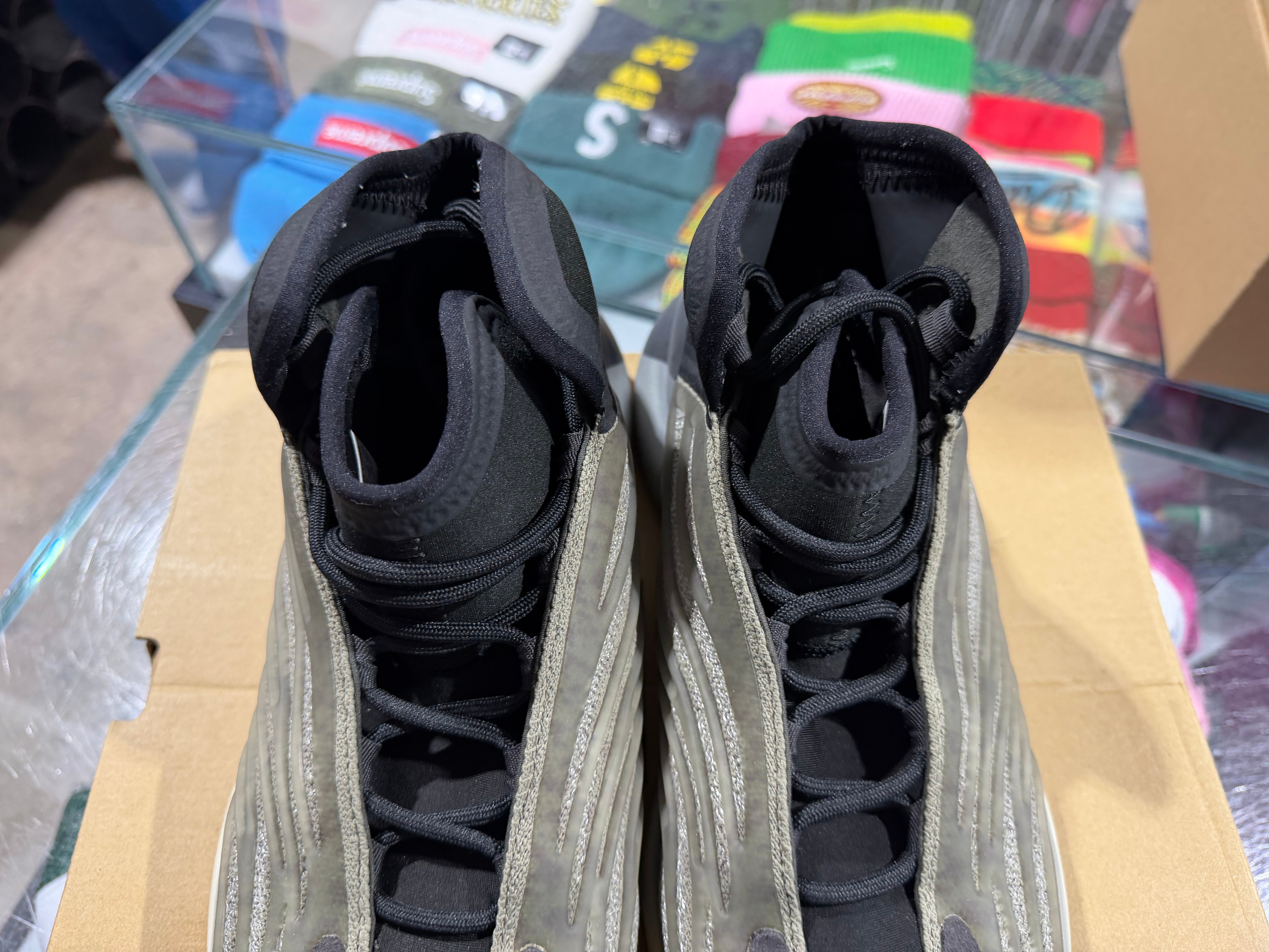 Adidas Yeezy QNTM - Barium Size 12