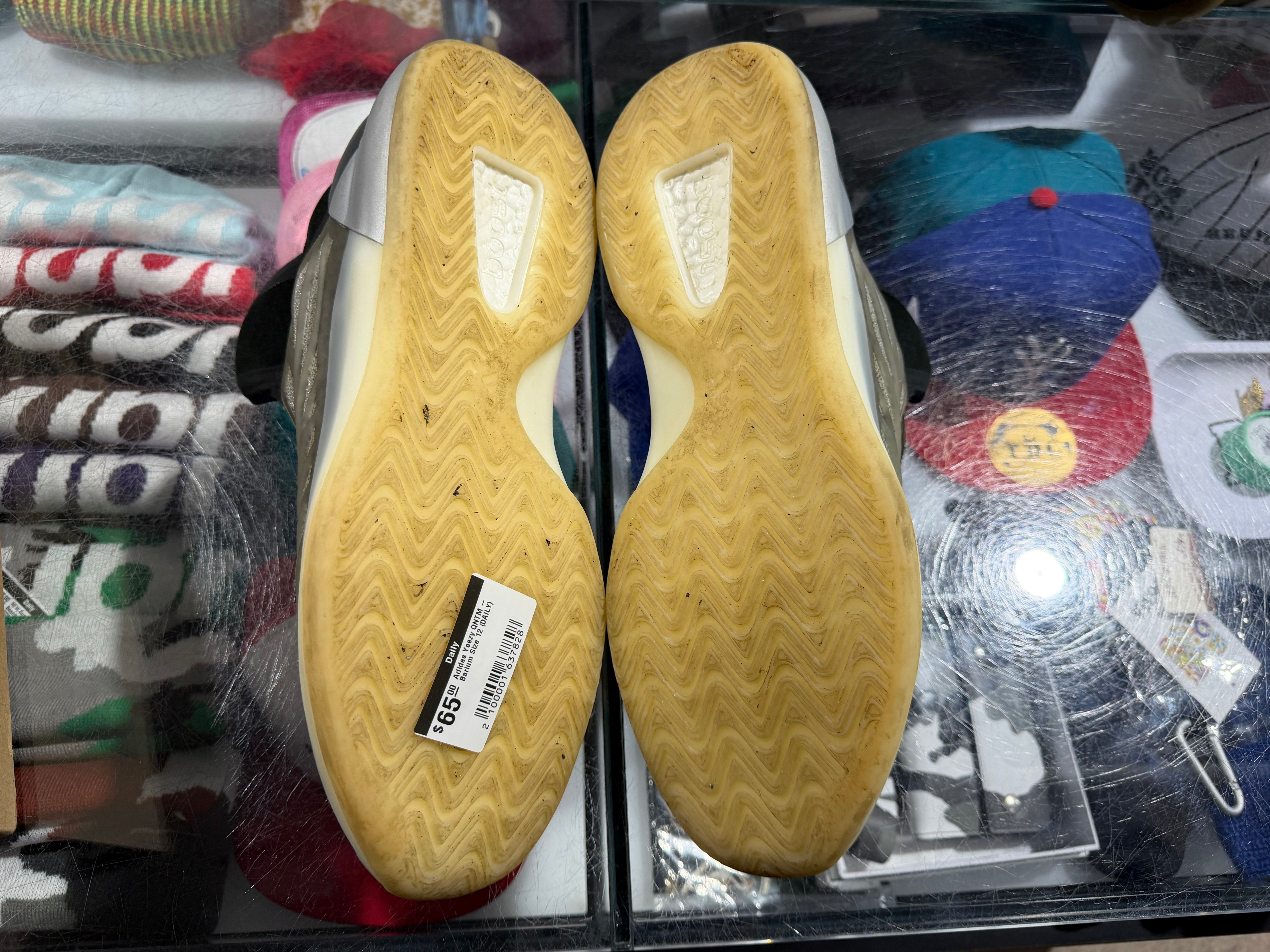 Adidas Yeezy QNTM - Barium Size 12