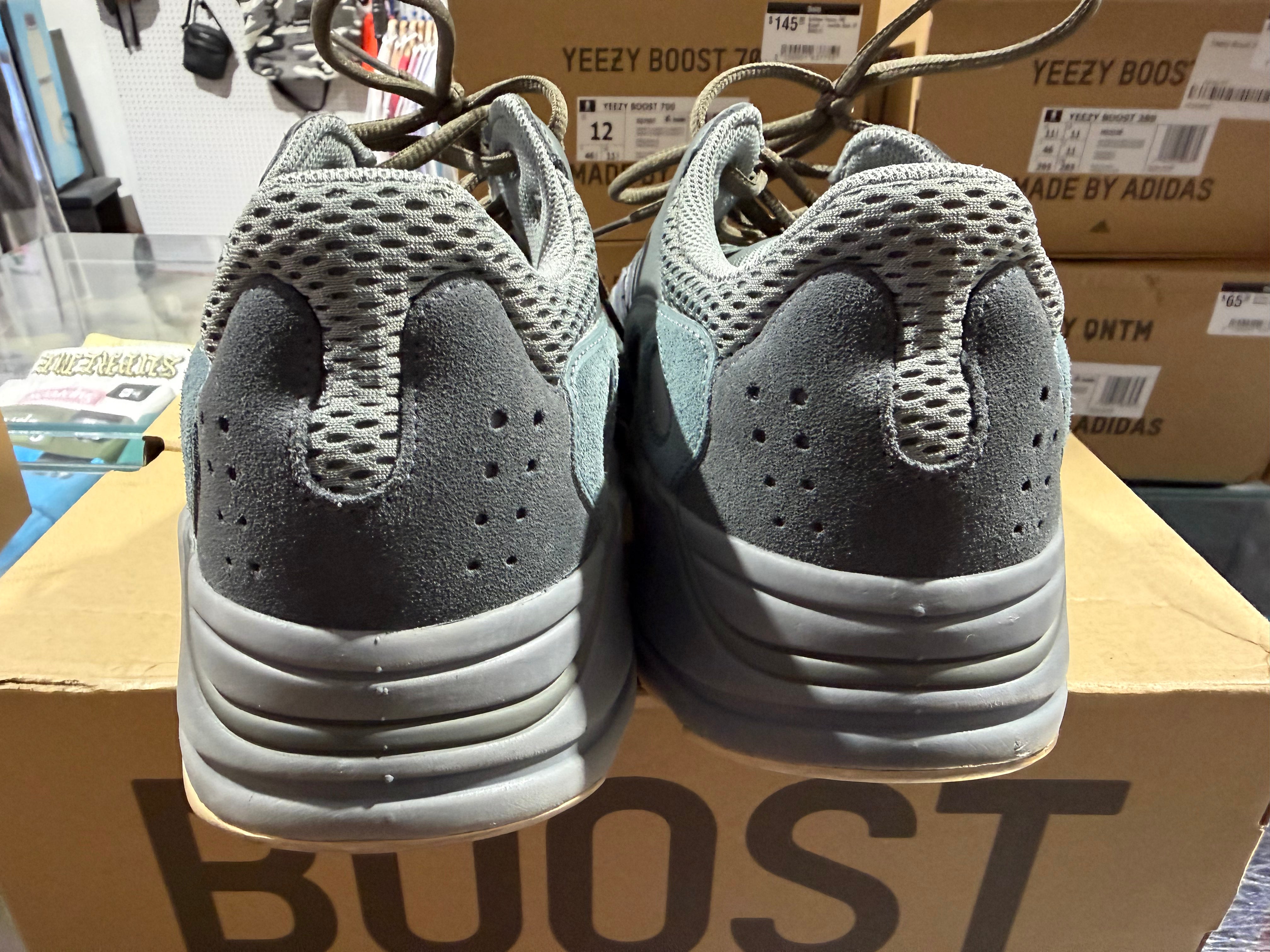 Adidas Yeezy 700 Boost - Teal Blue Size 12