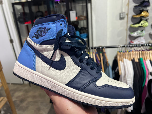 Air Jordan 1 Retro High OG - Obsidian Size 10