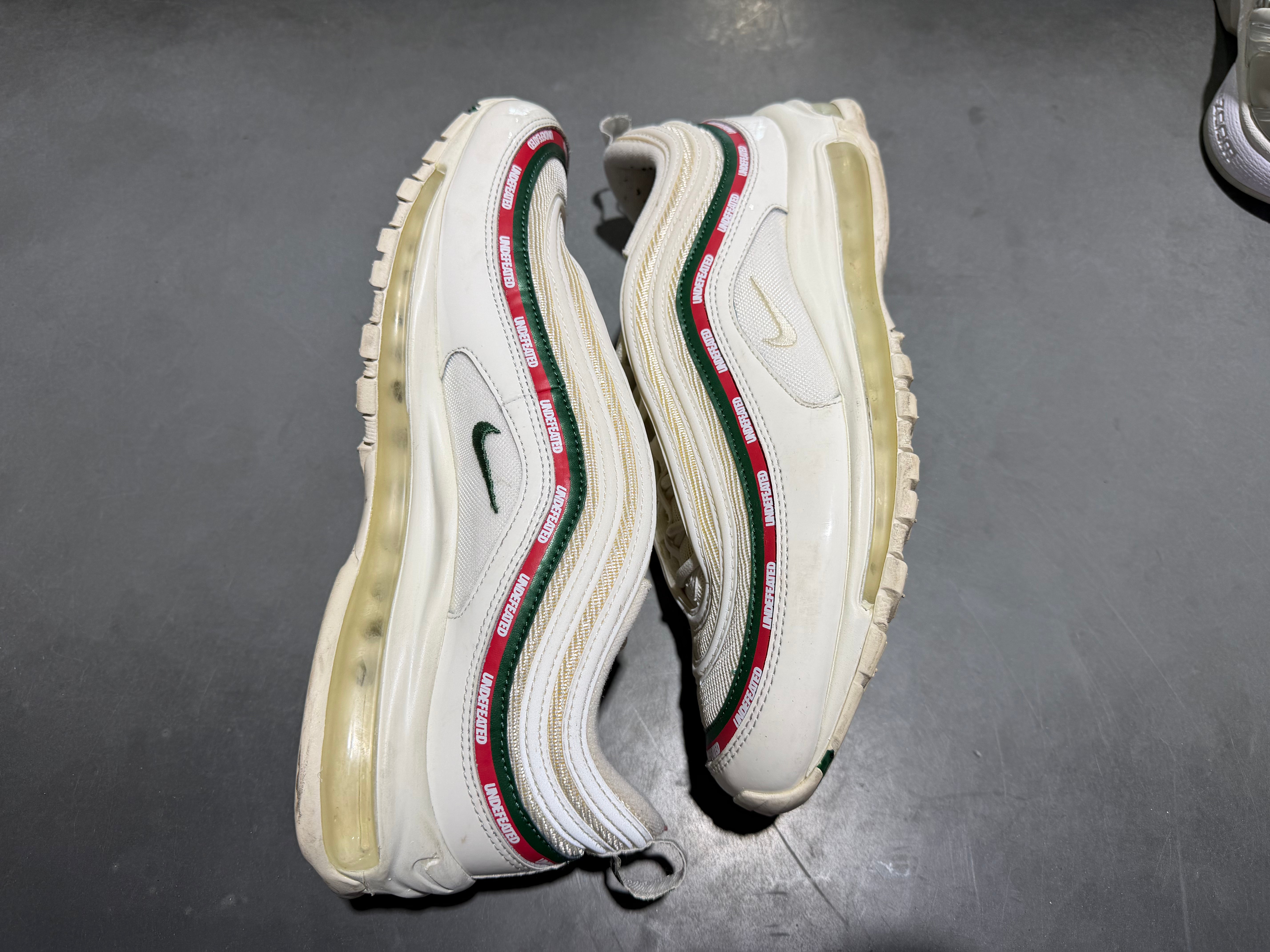 Nike x Undefeated Air Max 97 - White Size 11.5