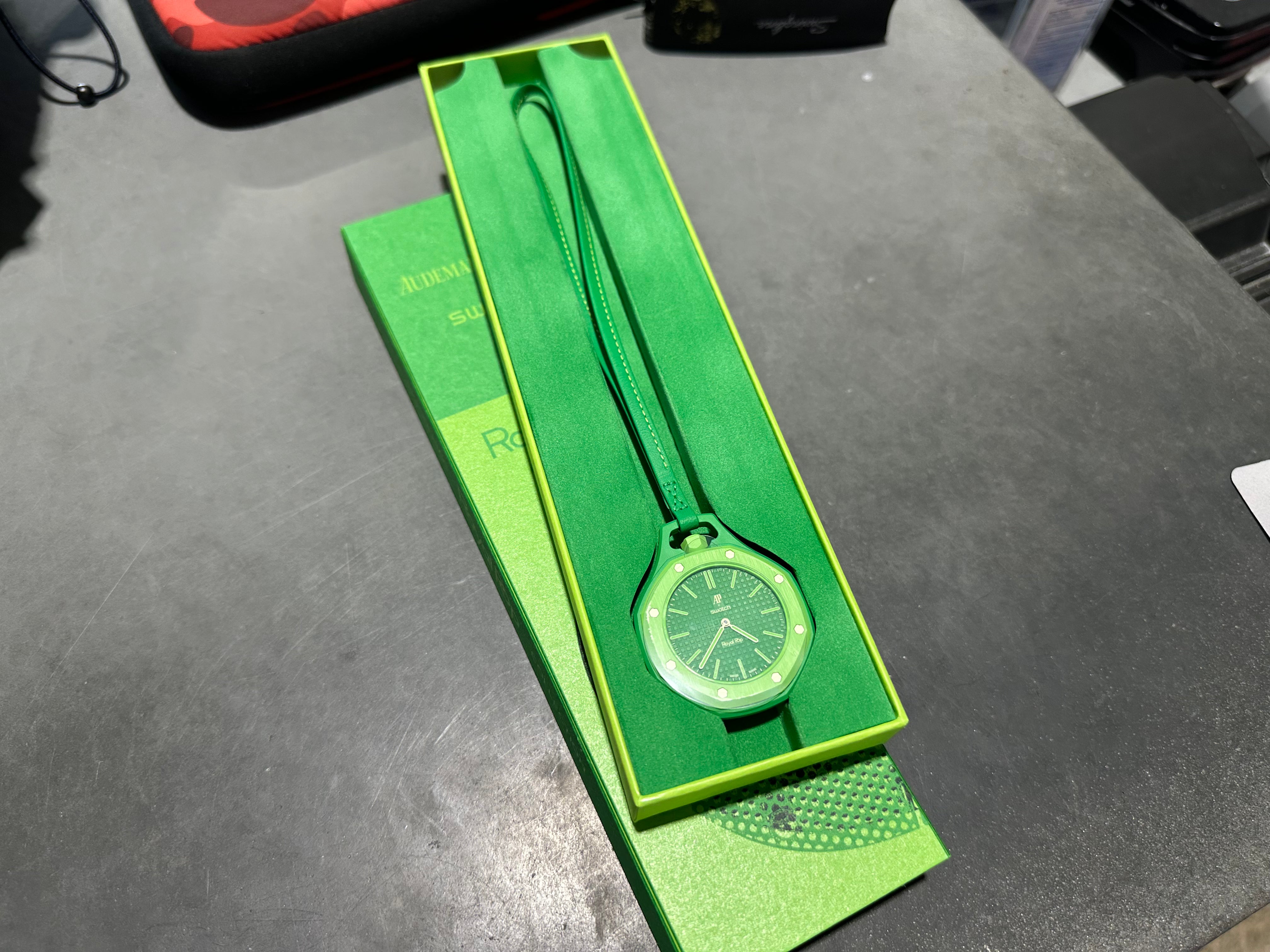 NEW Swatch x Audemars Piguet AP Bioceramic Royal Pop - Green Eight SSX03G100N
