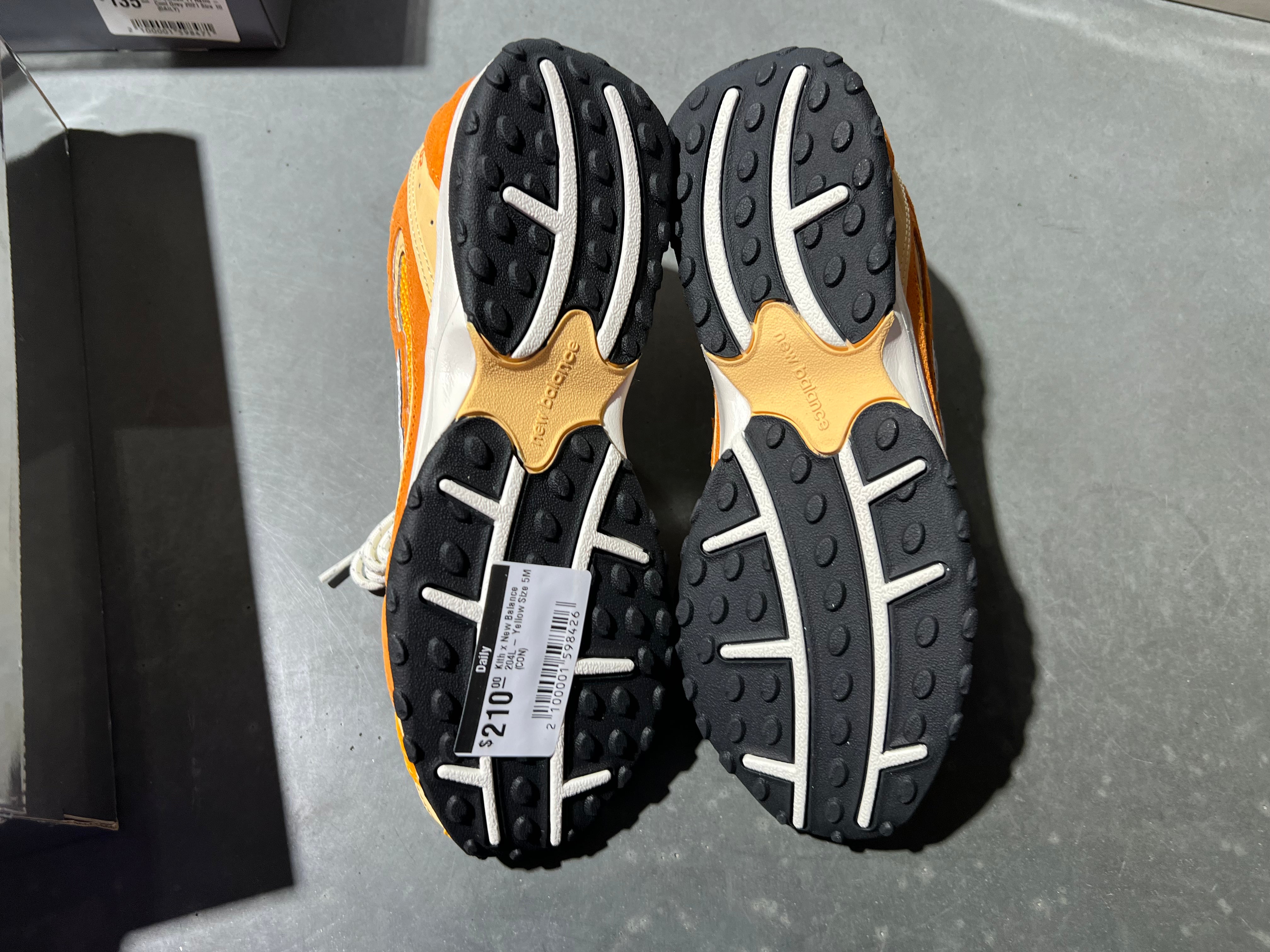 Kith x New Balance 204L - Yellow Size 5M