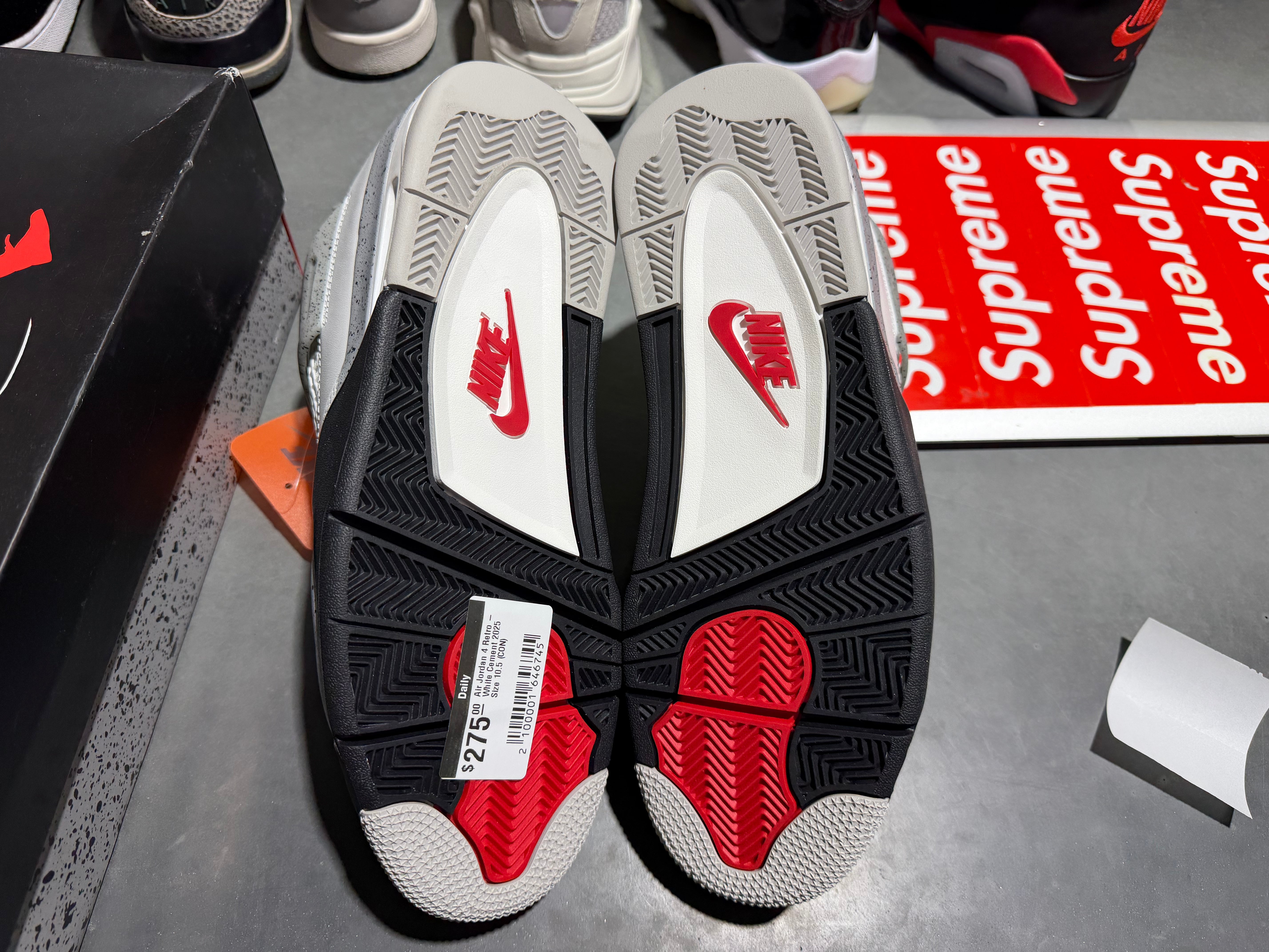 Air Jordan 4 Retro - White Cement 2025 Size 10.5