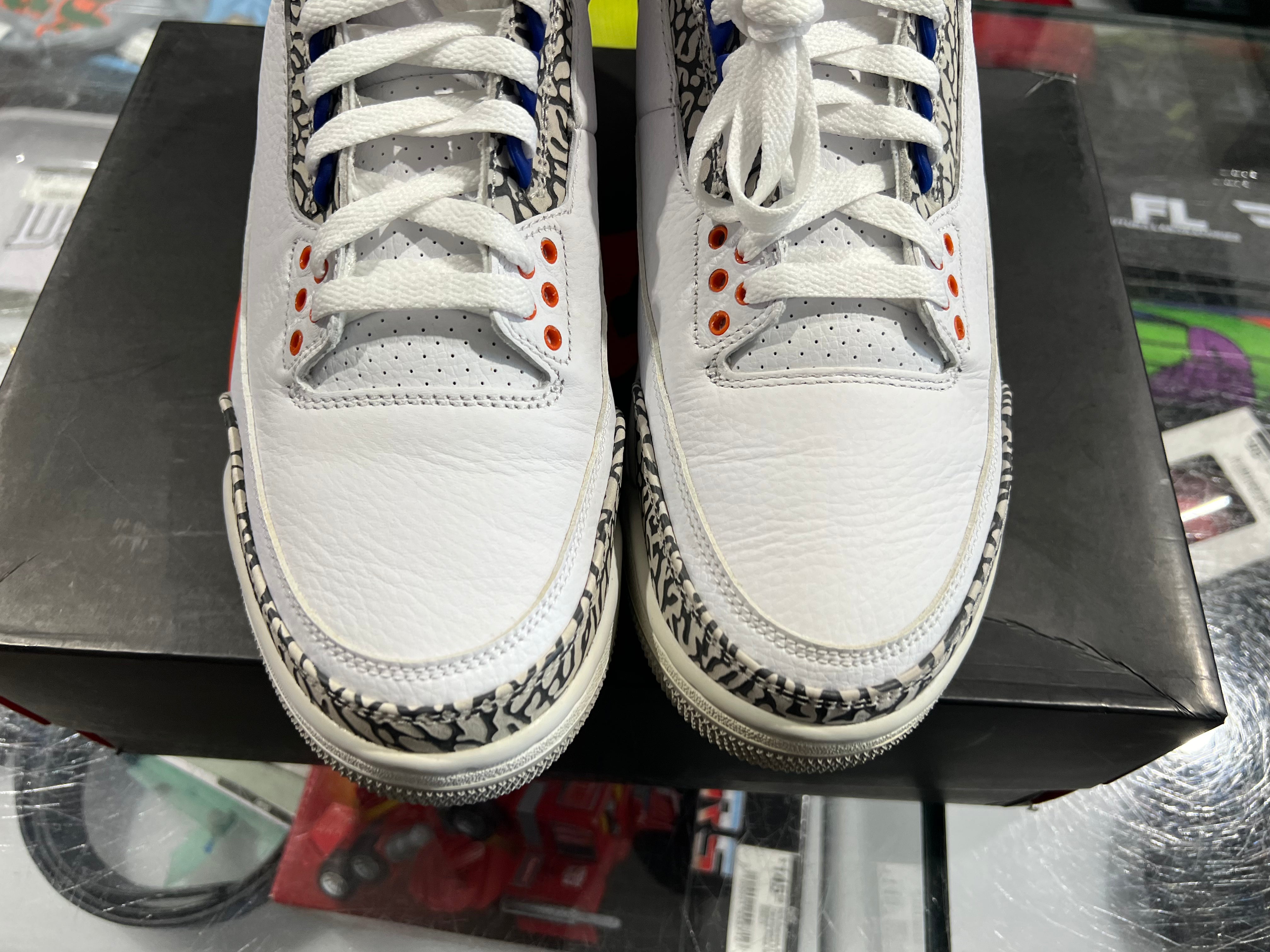 Air Jordan 3 Retro - Knicks Size 8