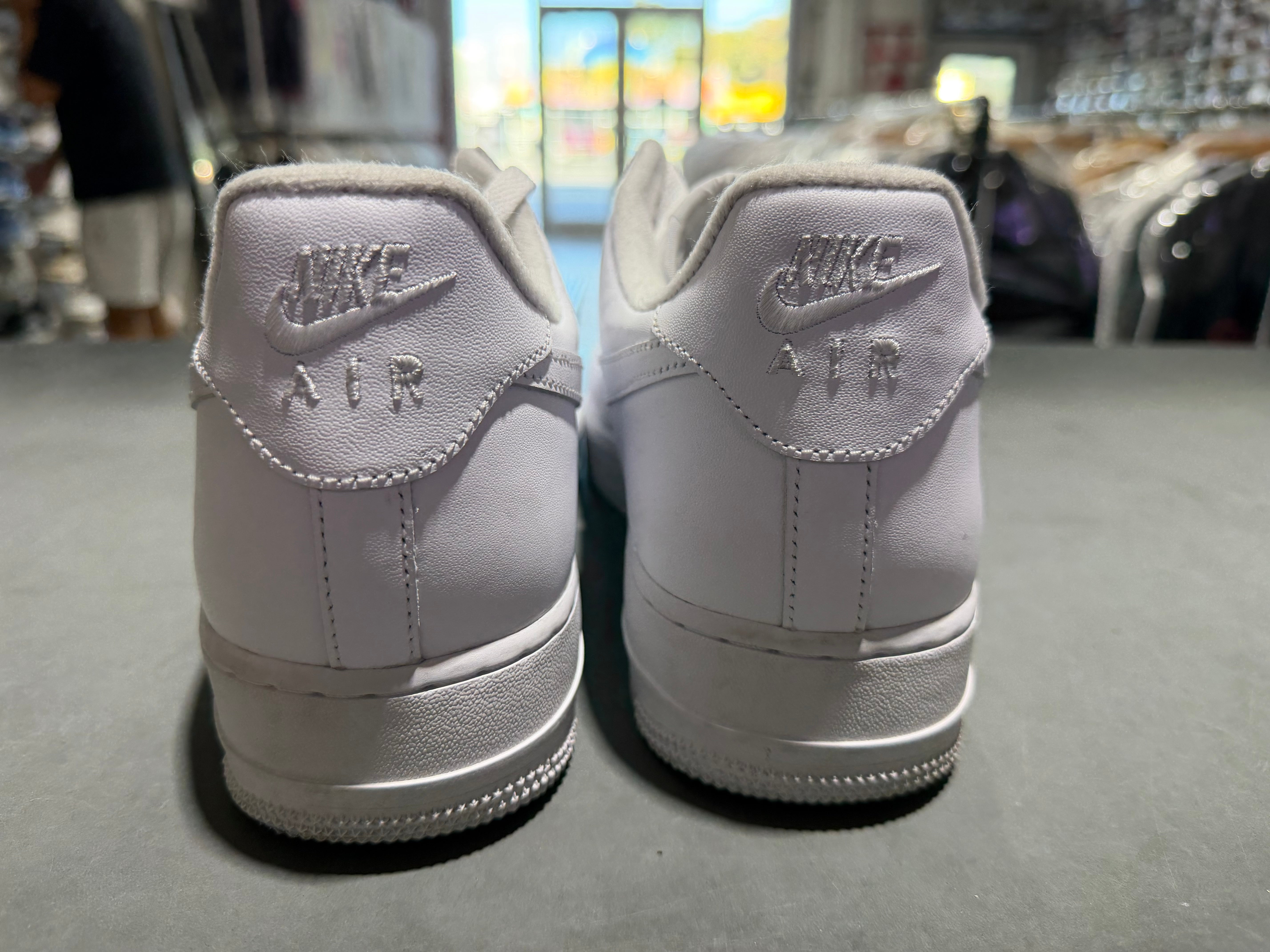 Nike Air Force 1 Low - Supreme White Size 11.5