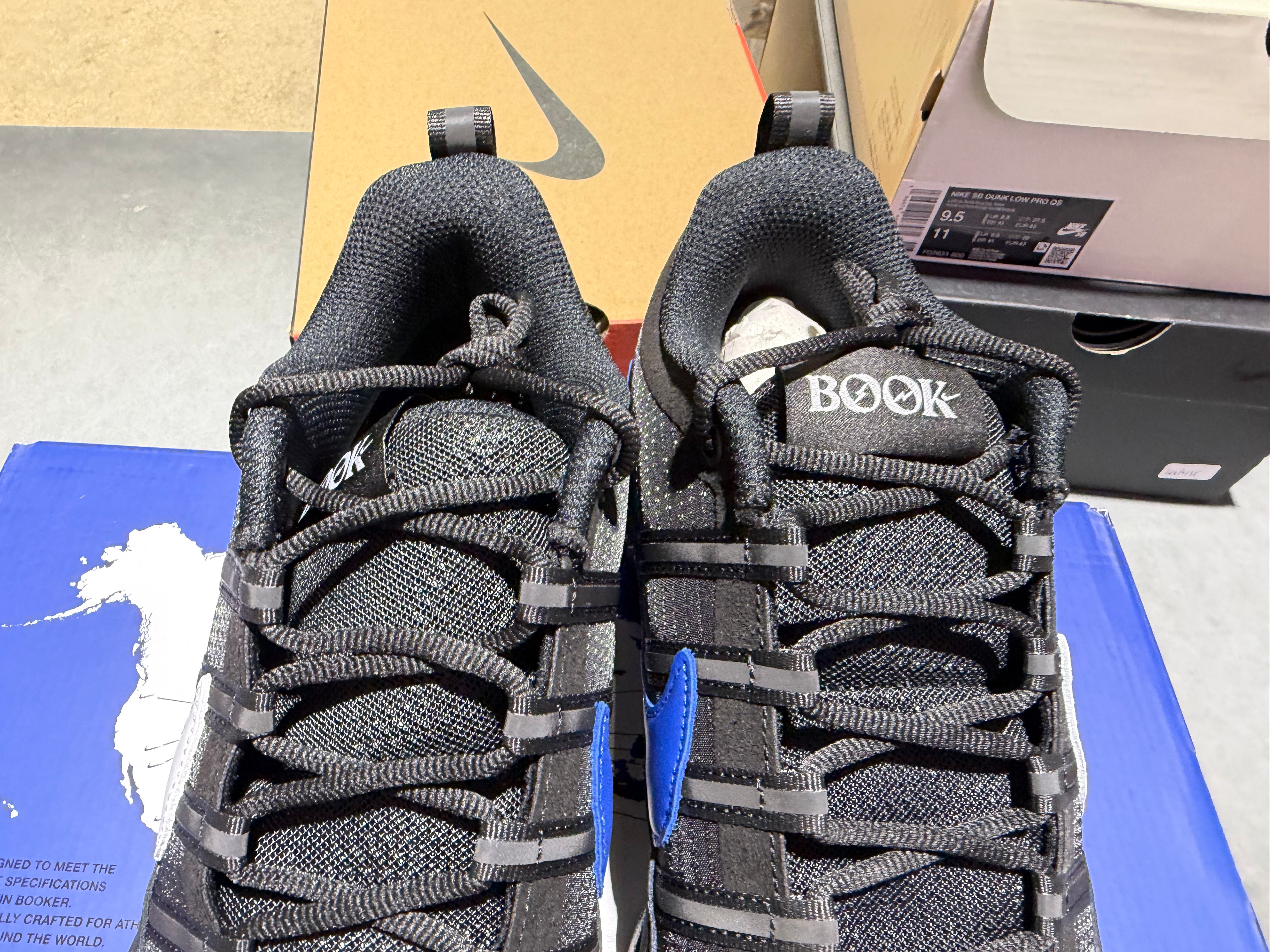 Nike Book 2 - Fragment Size 9.5