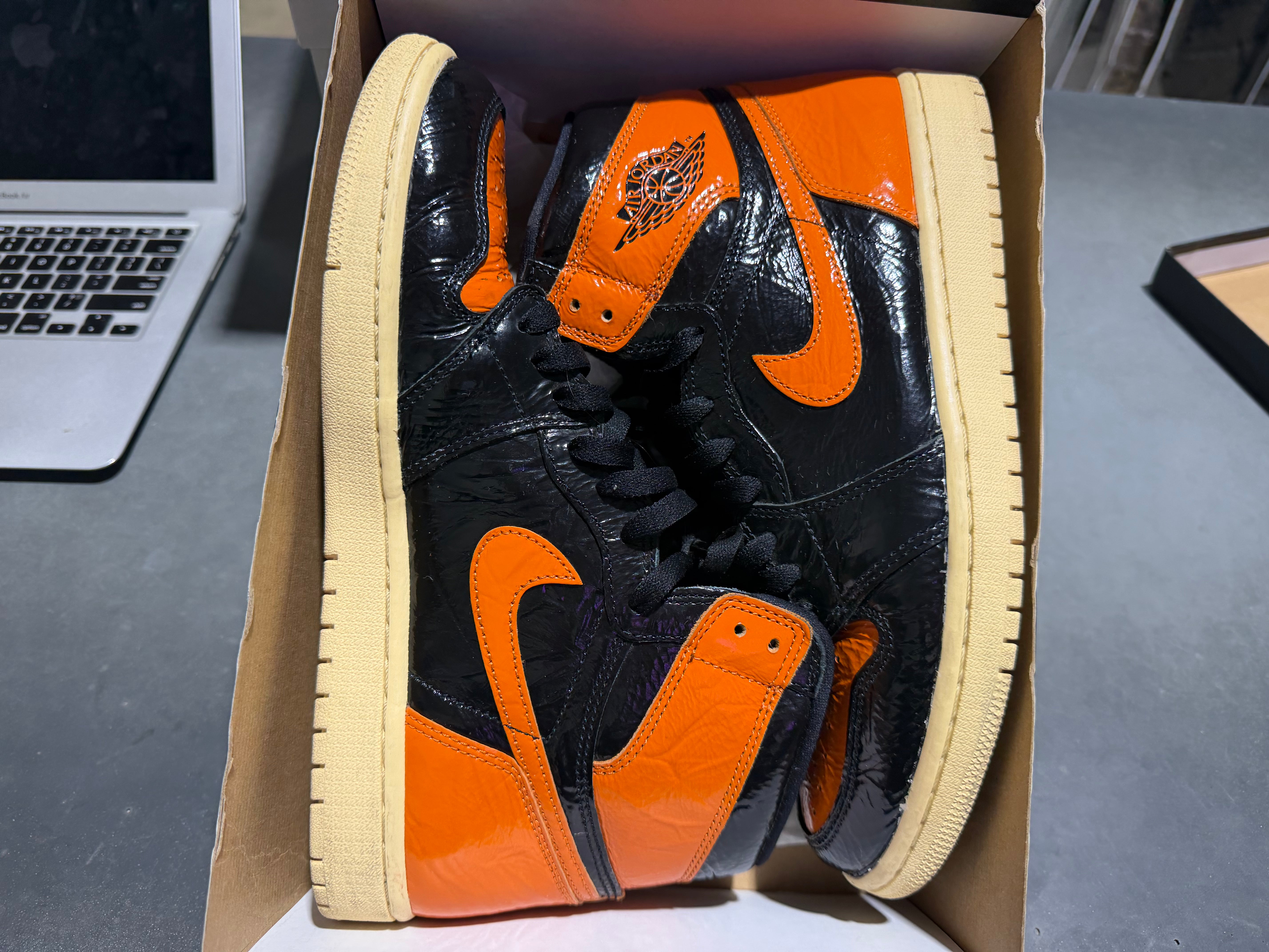 Air Jordan 1 Retro High - Shattered Backboard 3.0 Size 9.5