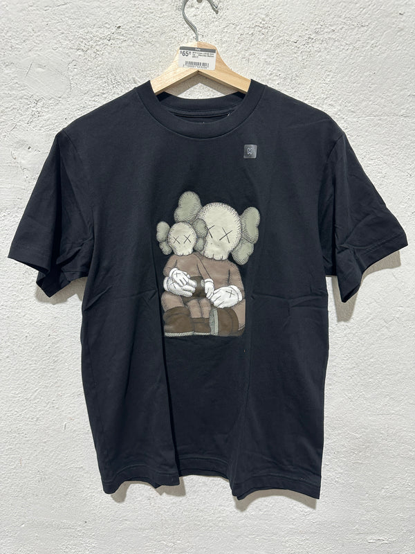 NEW Uniqlo x KAWS 2023 Tee - Black